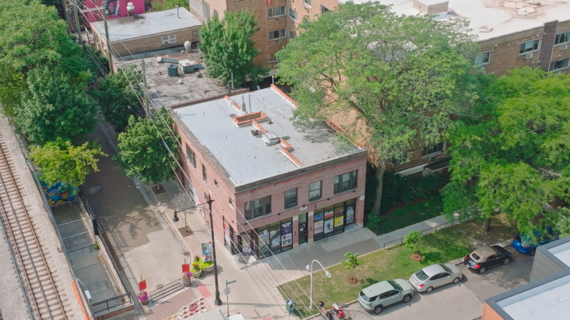 1409-11 W Lunt Avenue