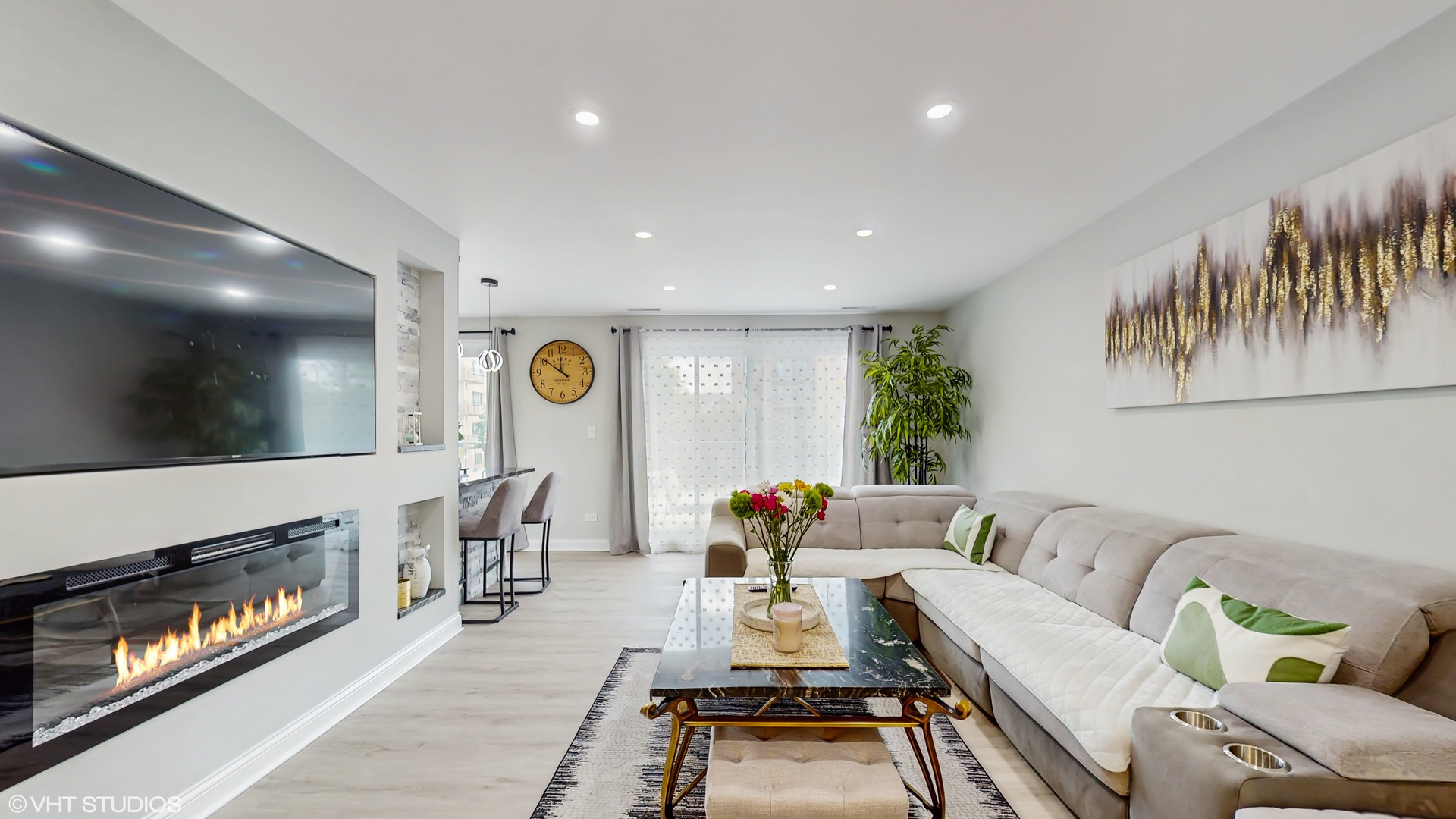 8650 Ferris Avenue Unit: 203