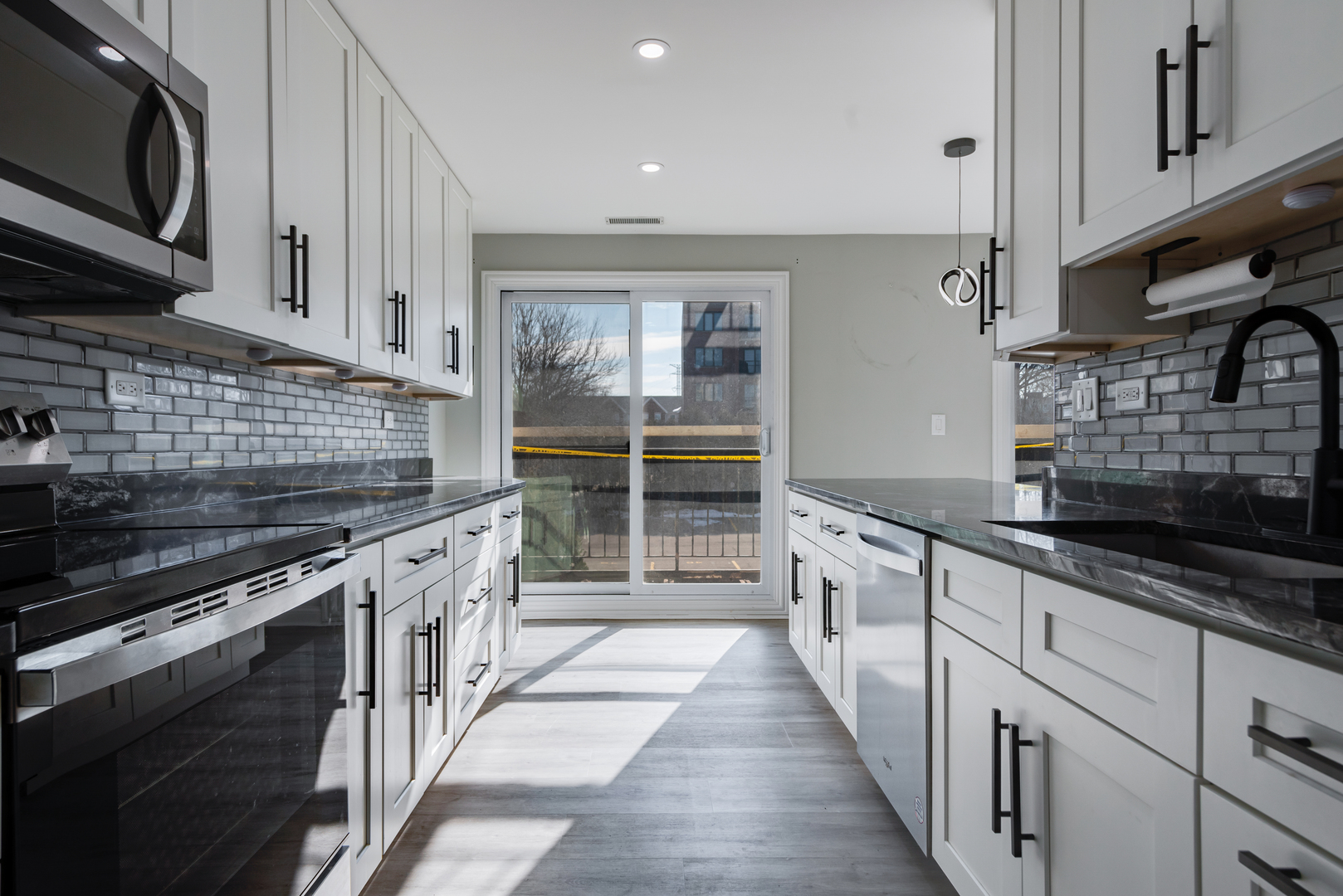 8650 Ferris Avenue Unit: 203