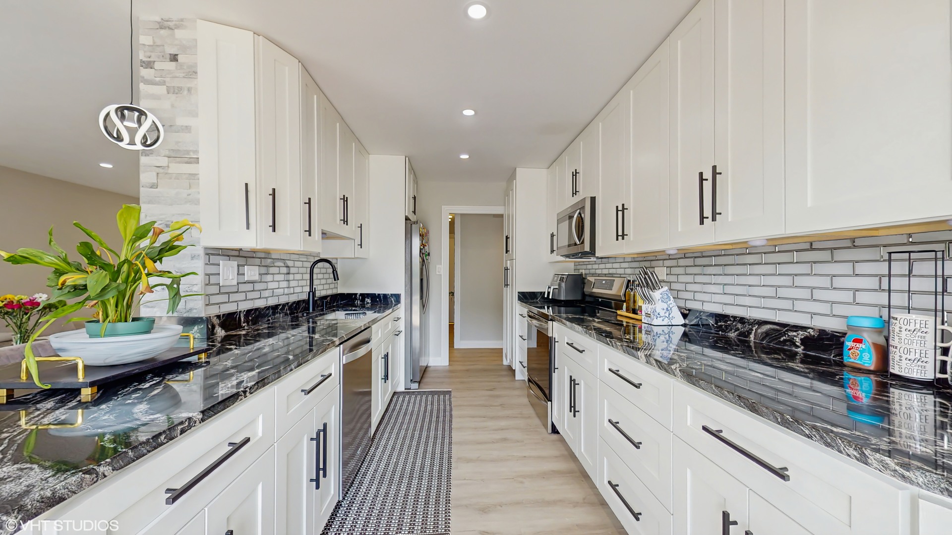 8650 Ferris Avenue Unit: 203