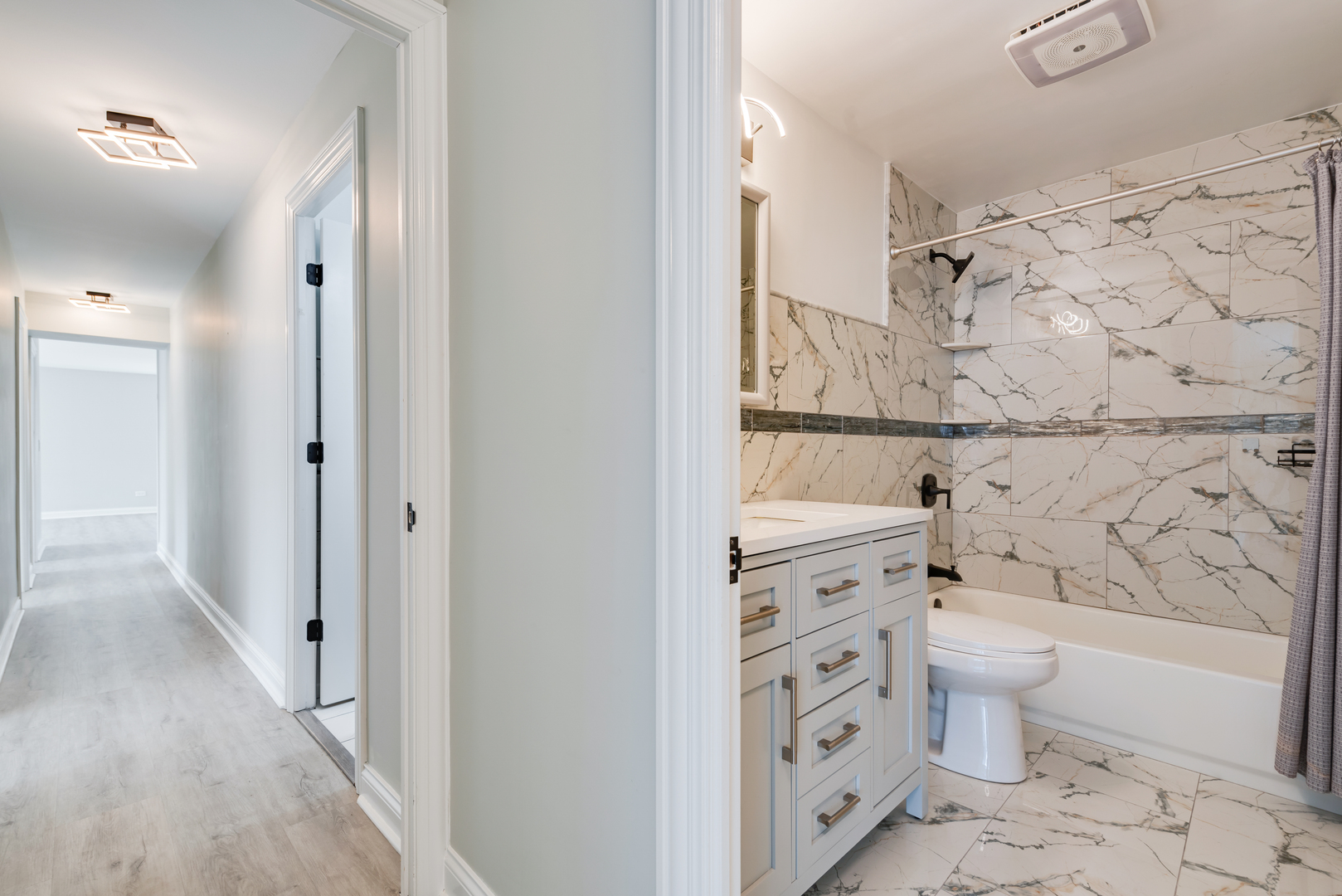 8650 Ferris Avenue Unit: 203