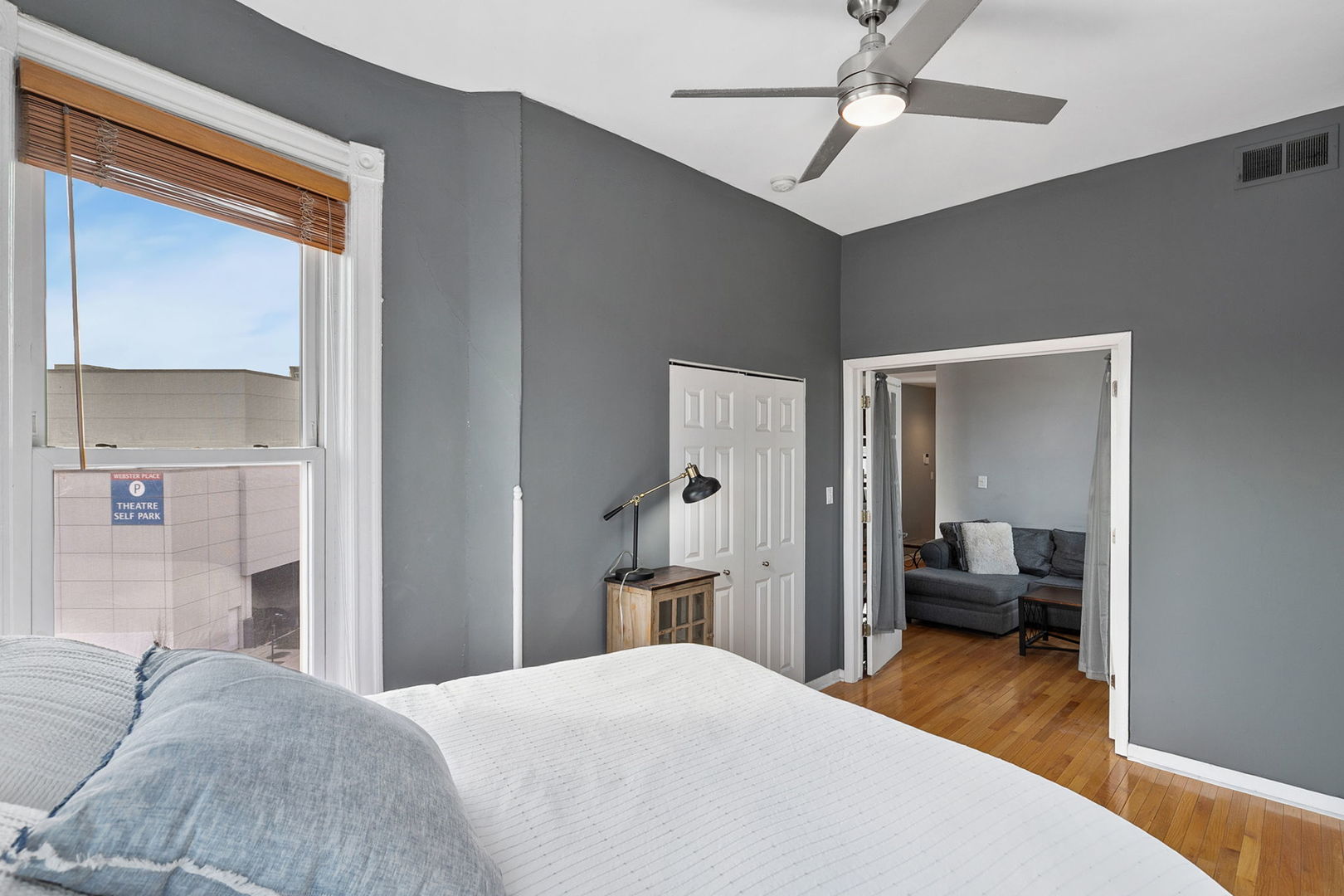 2200 N Clybourn Avenue Unit: 3