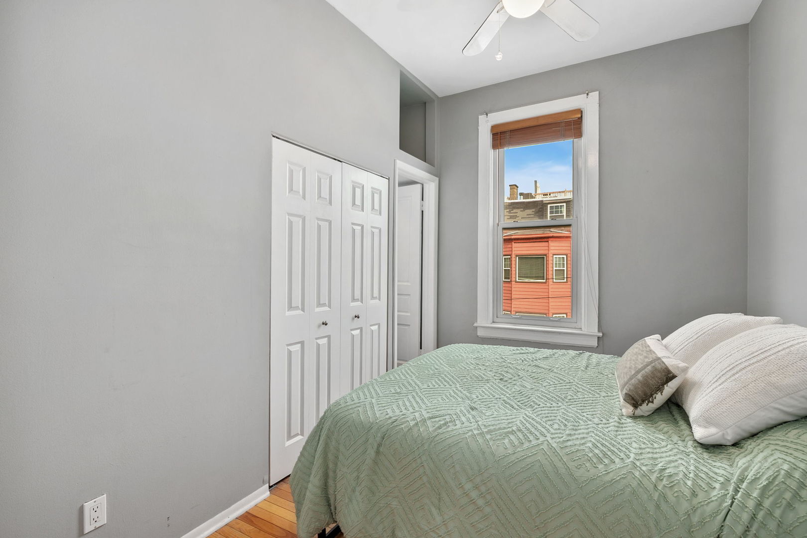 2200 N Clybourn Avenue Unit: 3