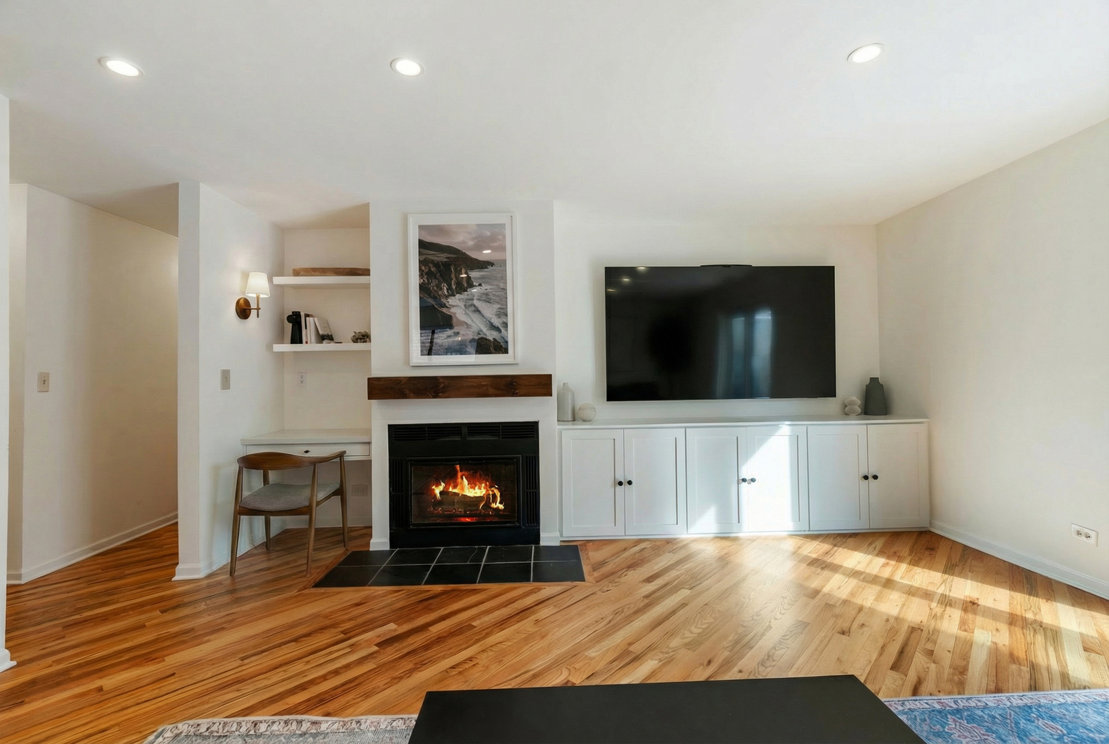 1651 N Dayton Street Unit: 203