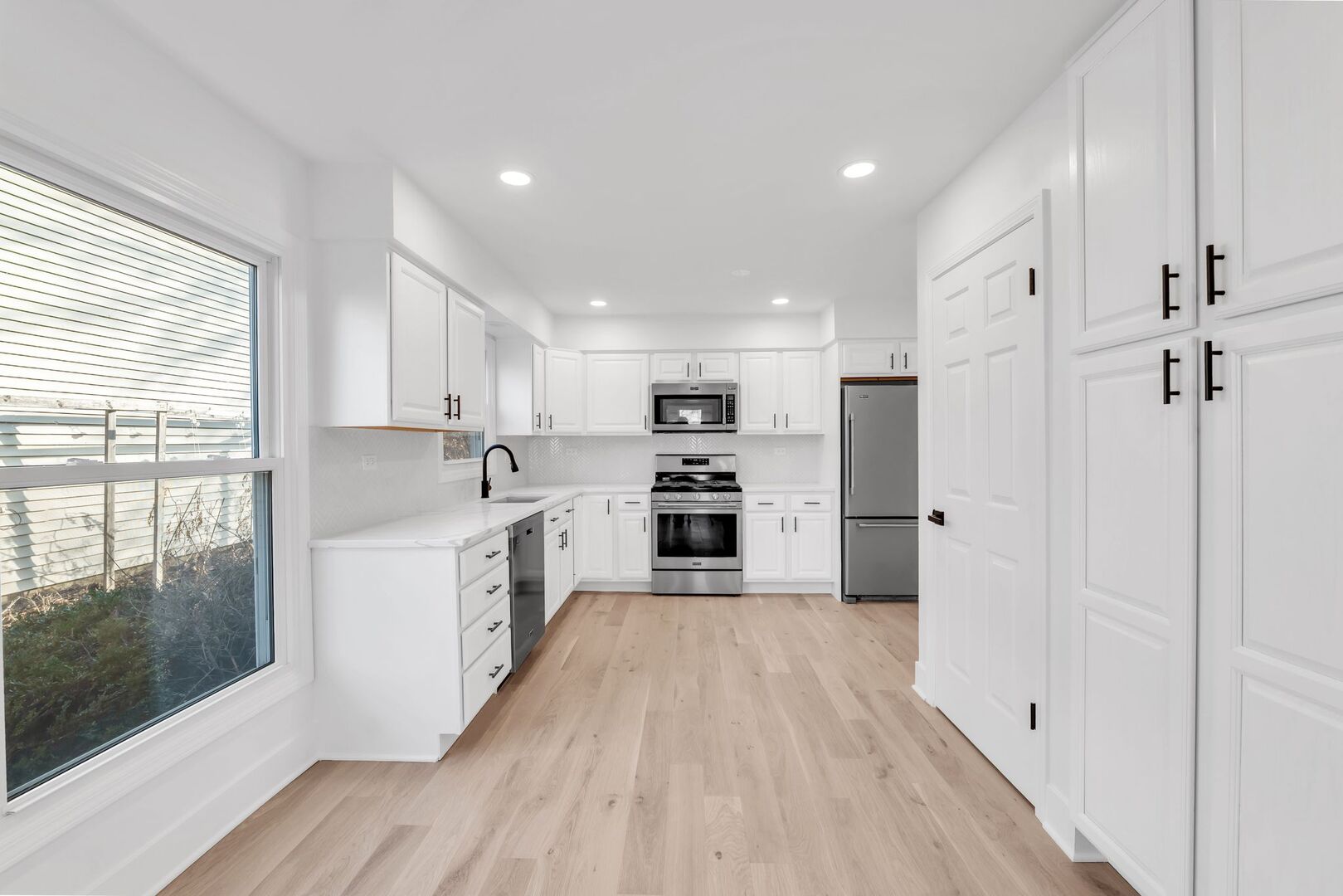 1328 Larchmont Drive