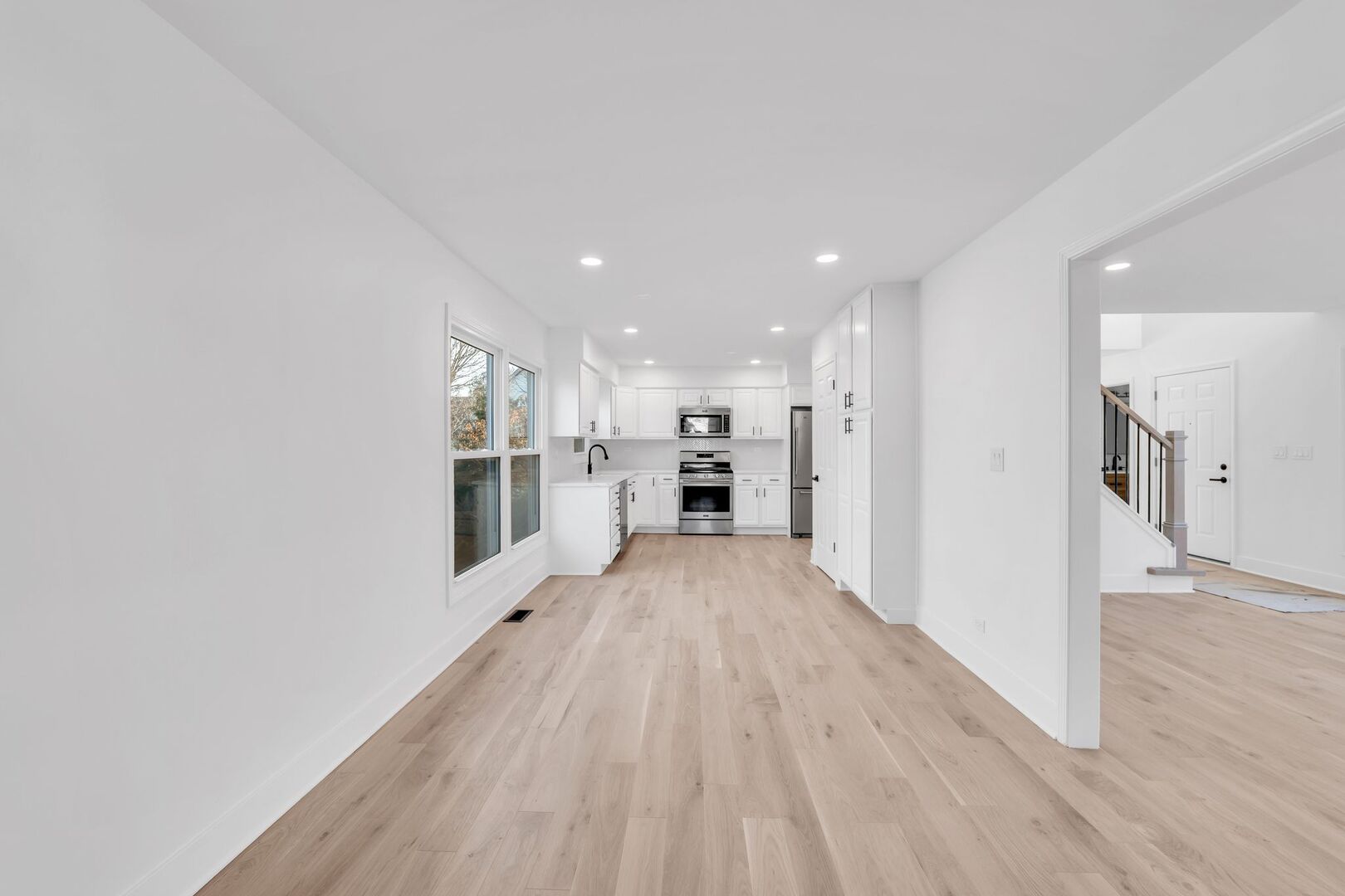 1328 Larchmont Drive