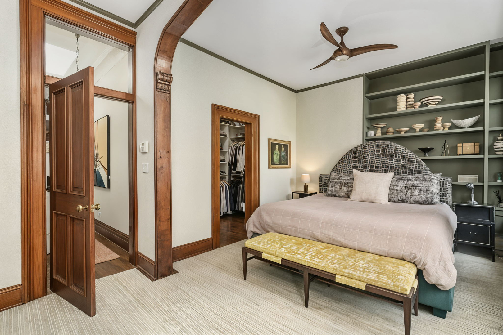 437 W Webster Avenue