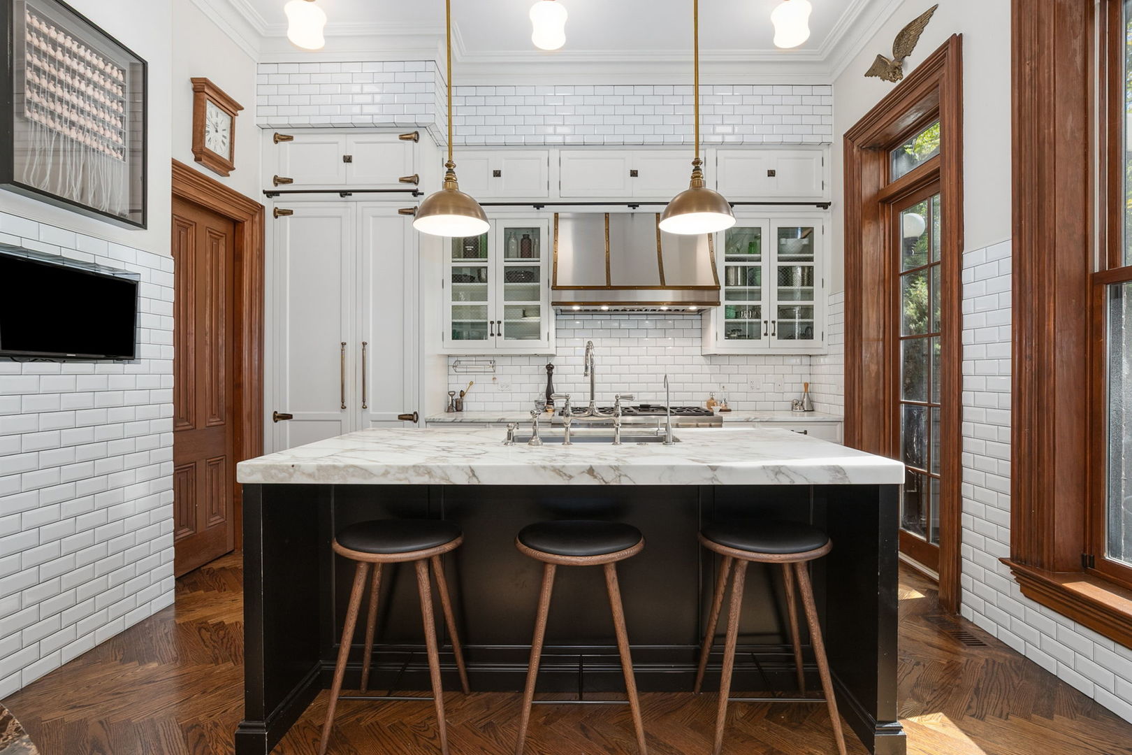 437 W Webster Avenue