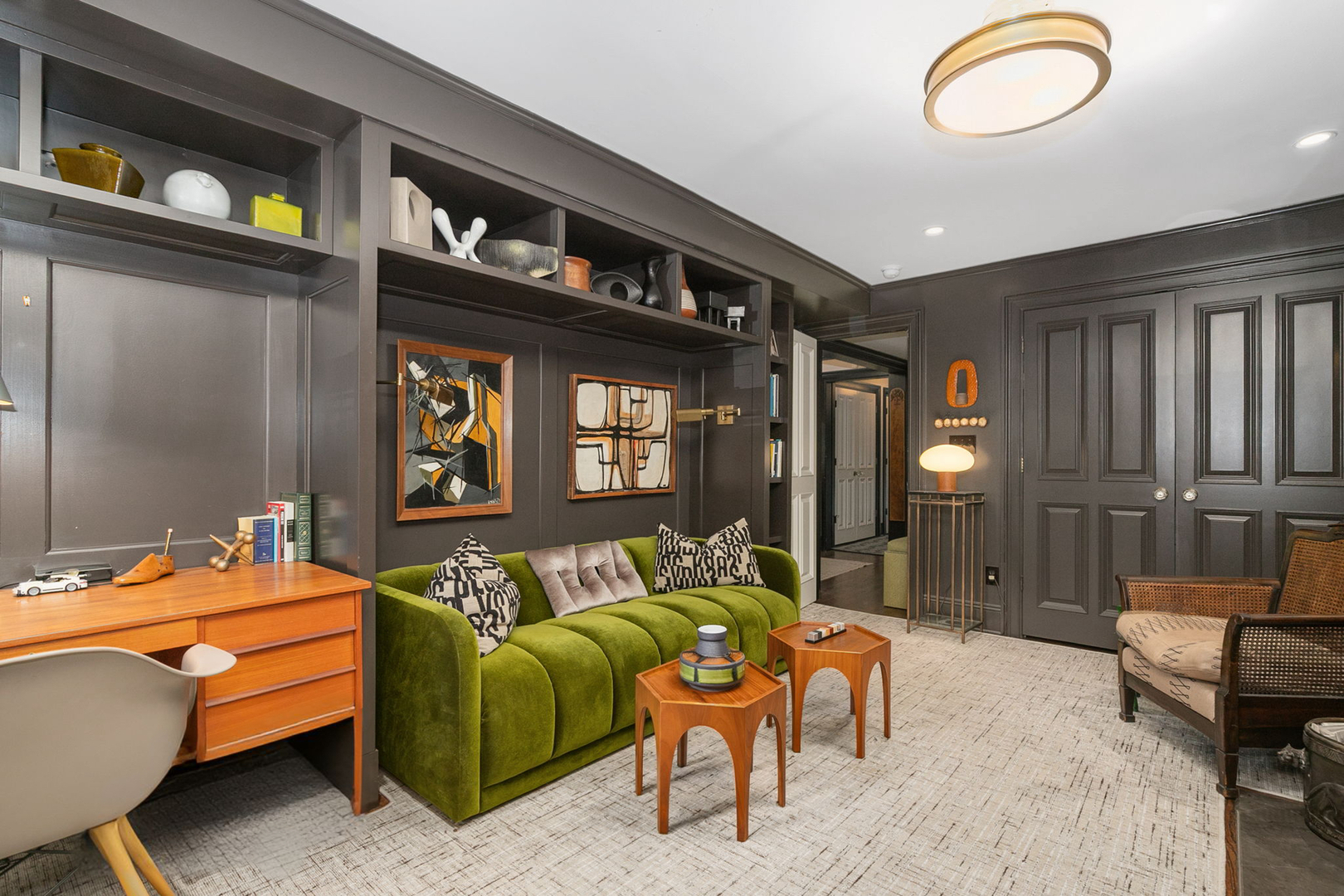 437 W Webster Avenue