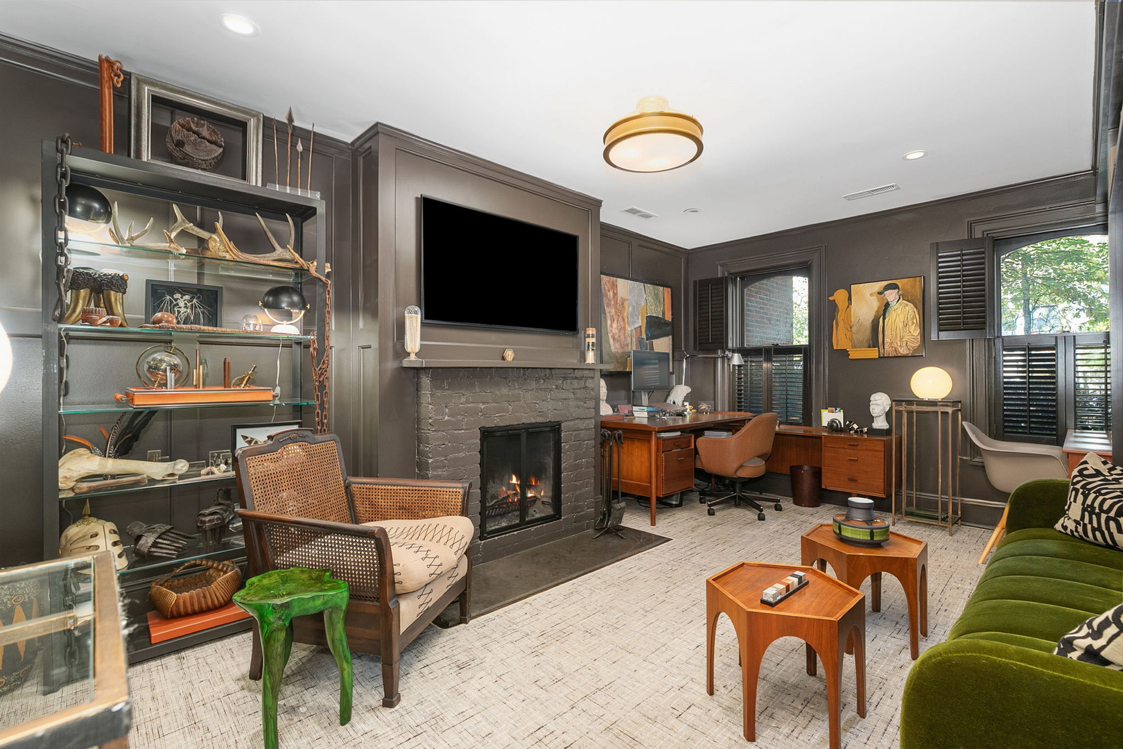 437 W Webster Avenue