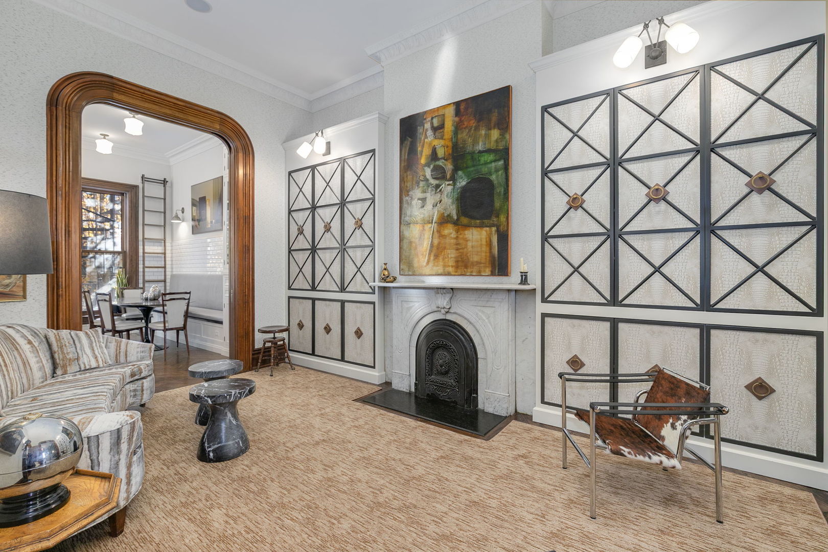 437 W Webster Avenue