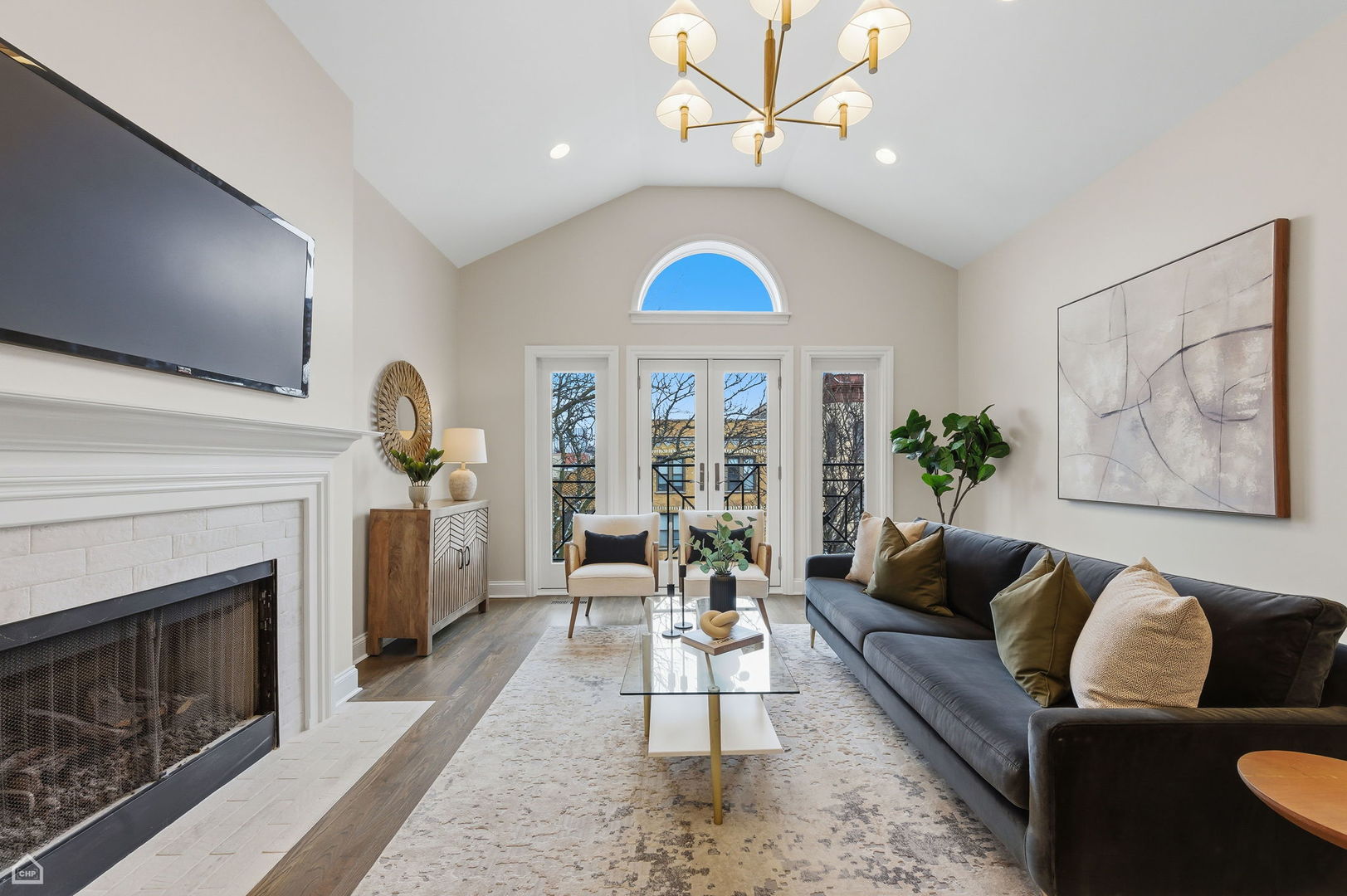 1035 W Taylor Street Unit: 3