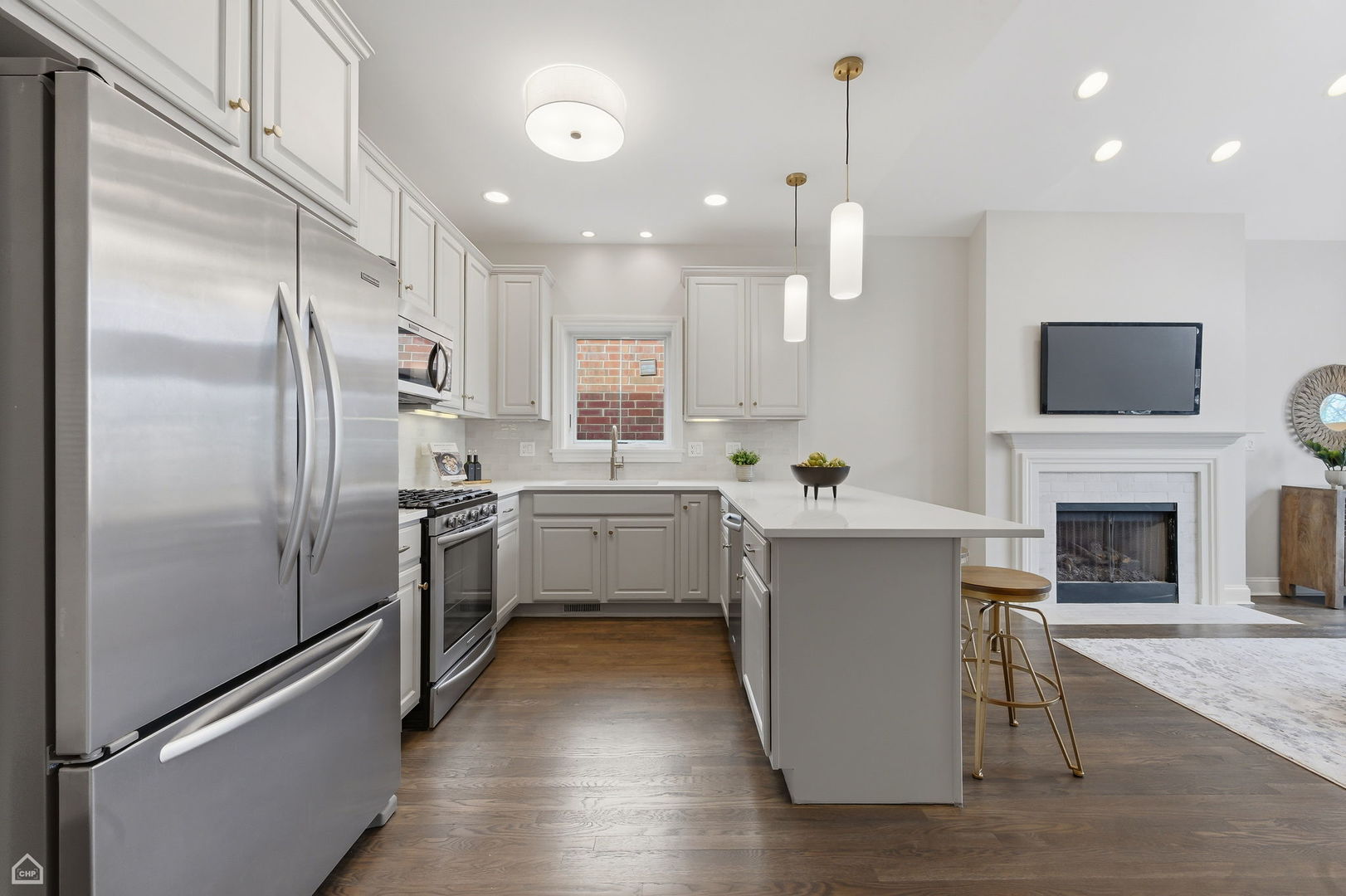 1035 W Taylor Street Unit: 3