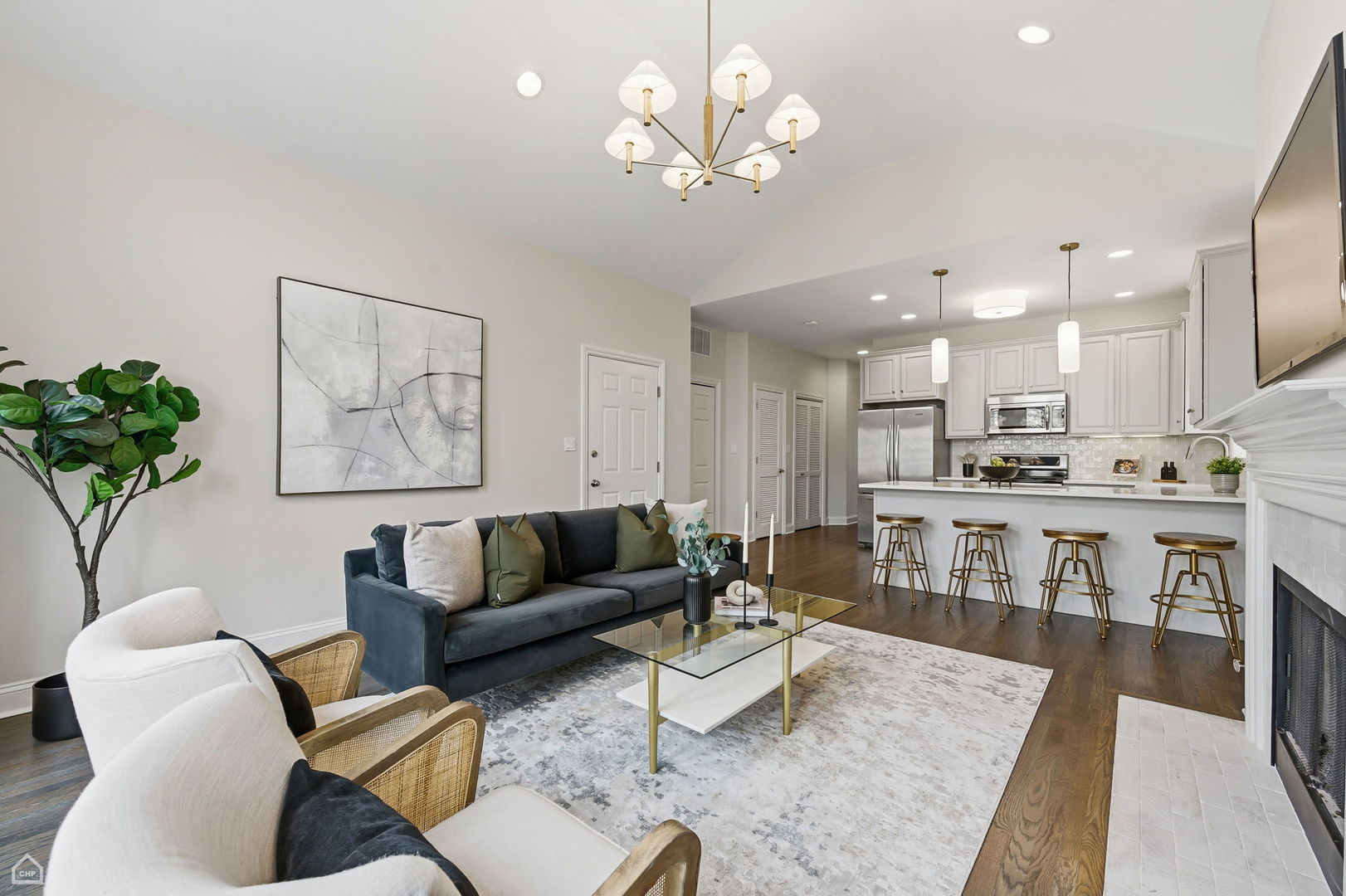 1035 W Taylor Street Unit: 3