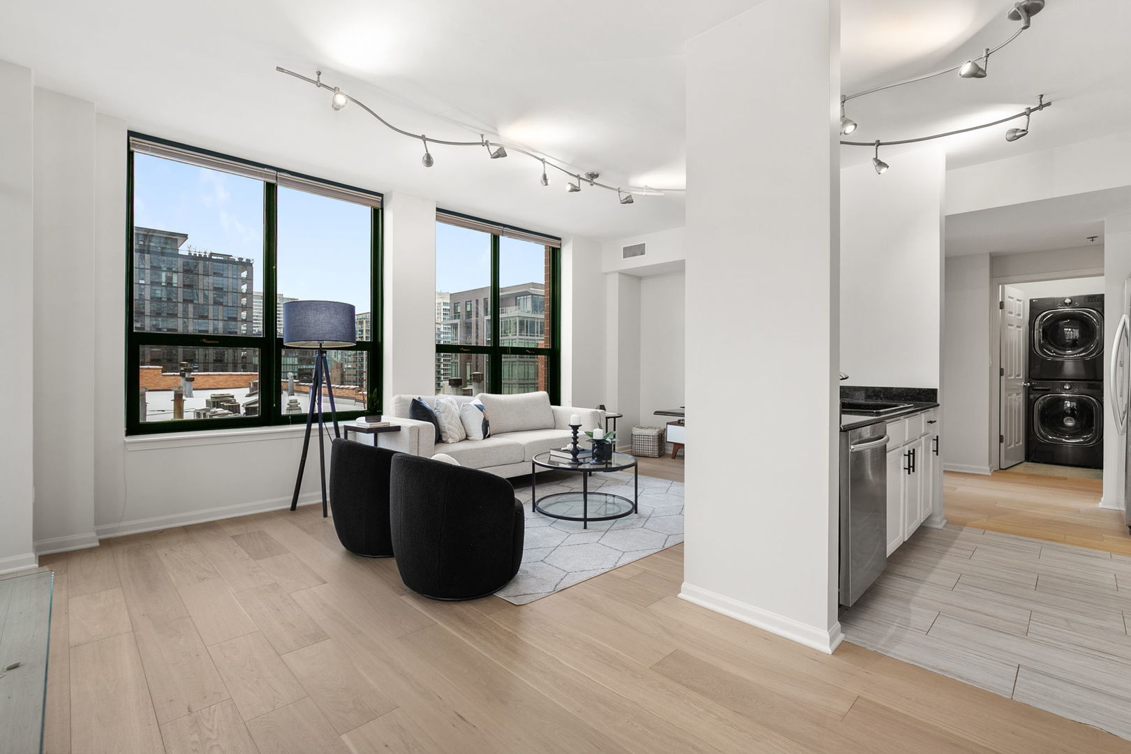 400 W Ontario Street Unit: 801