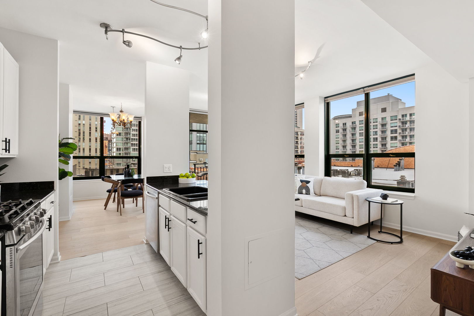 400 W Ontario Street Unit: 801
