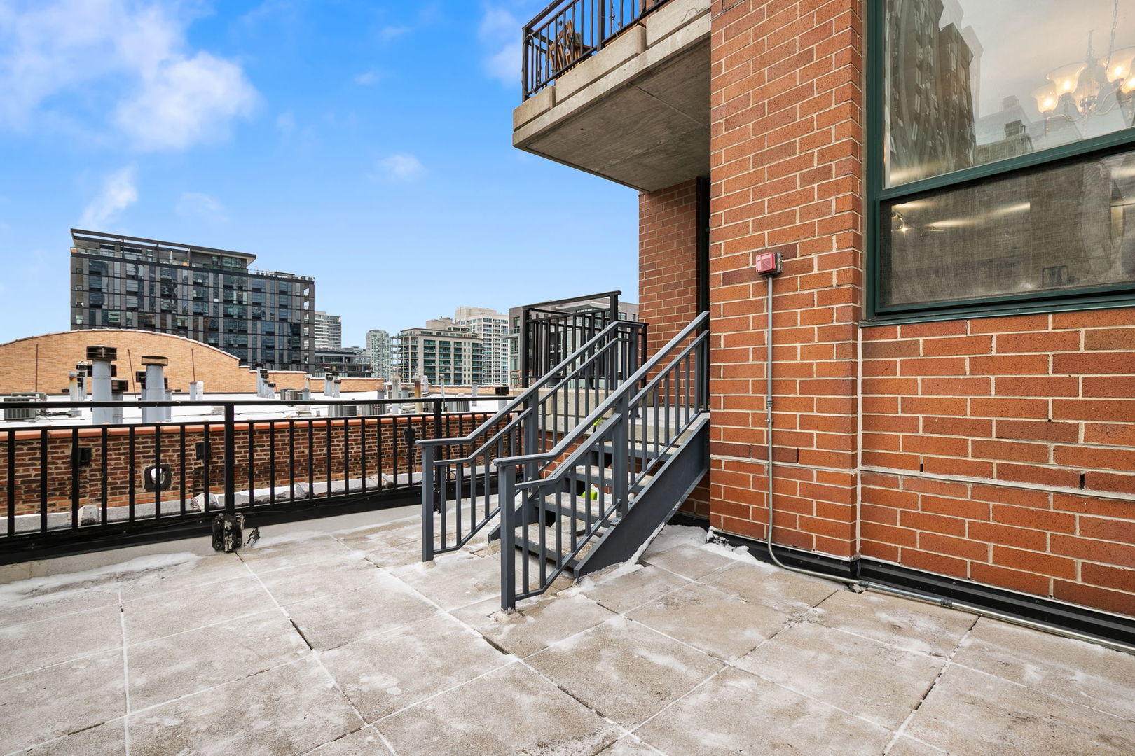 400 W Ontario Street Unit: 801