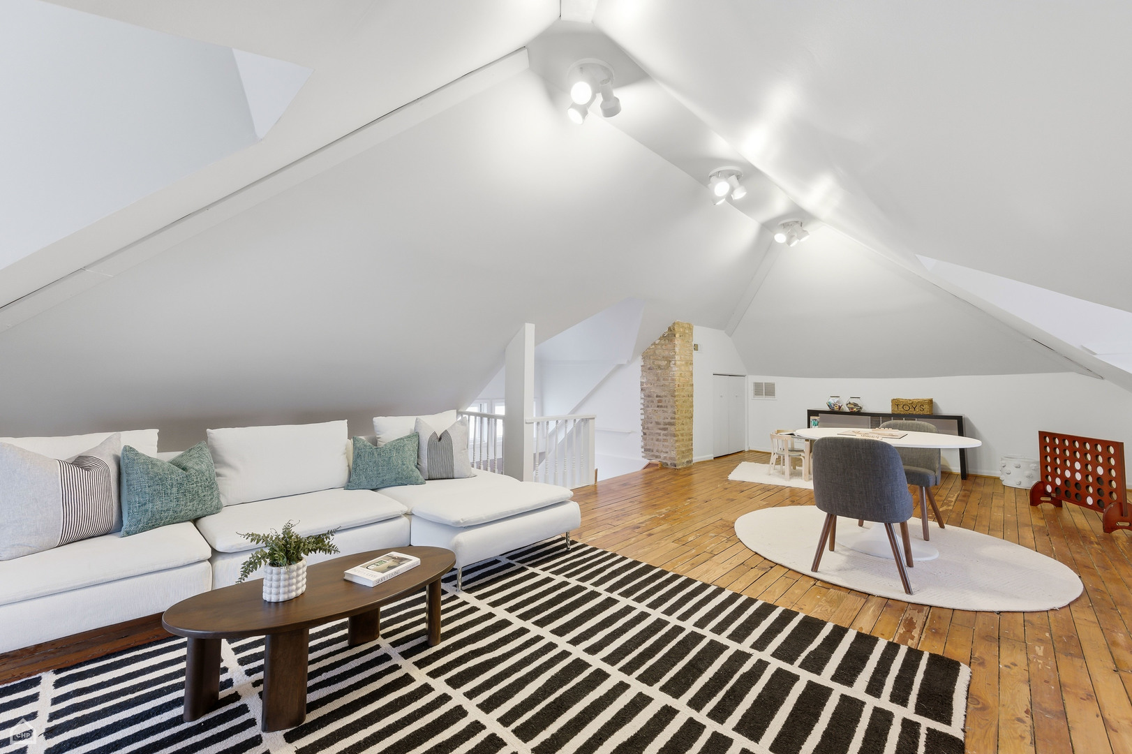 2537 N Bernard Street