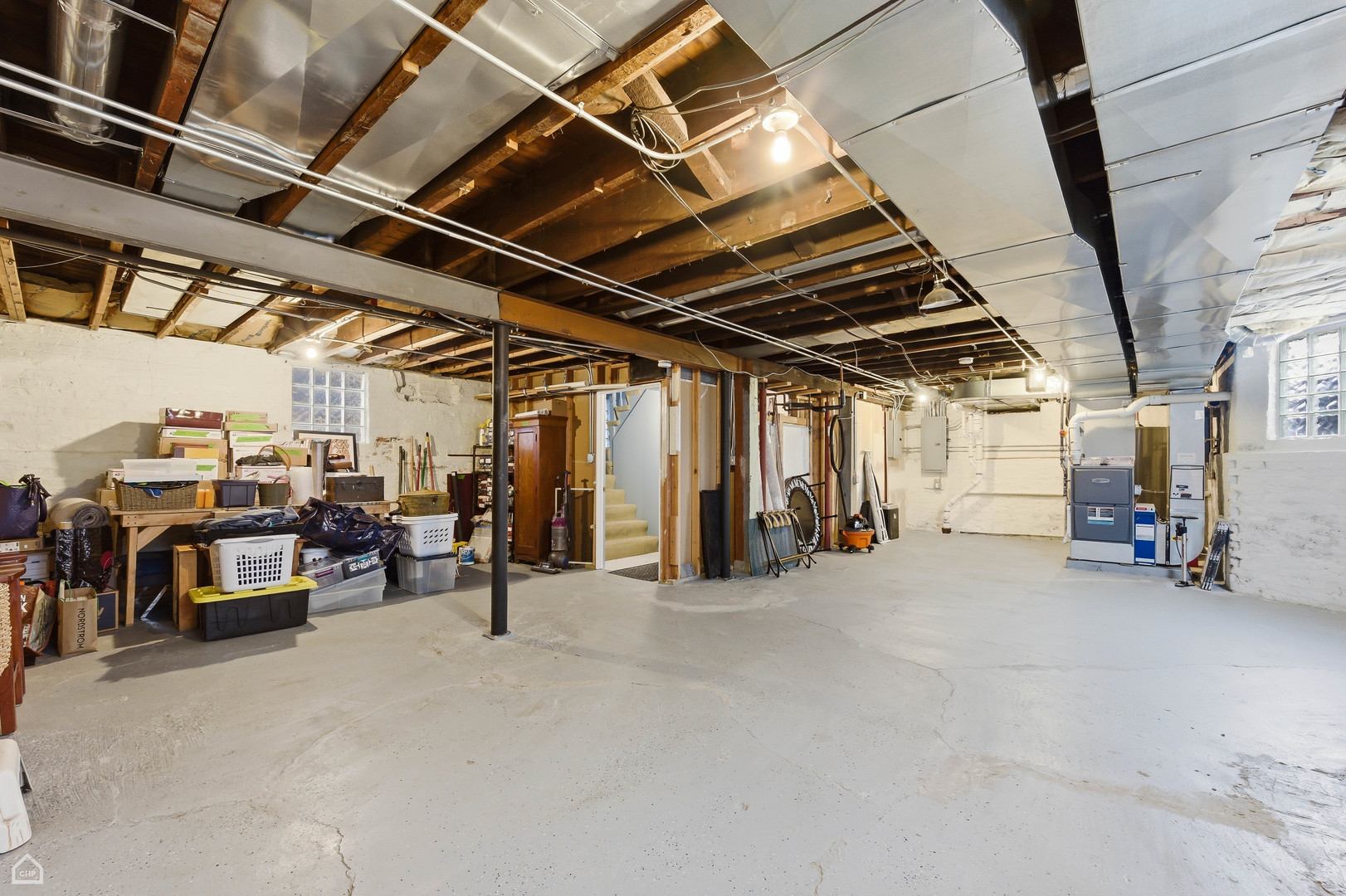 2537 N Bernard Street