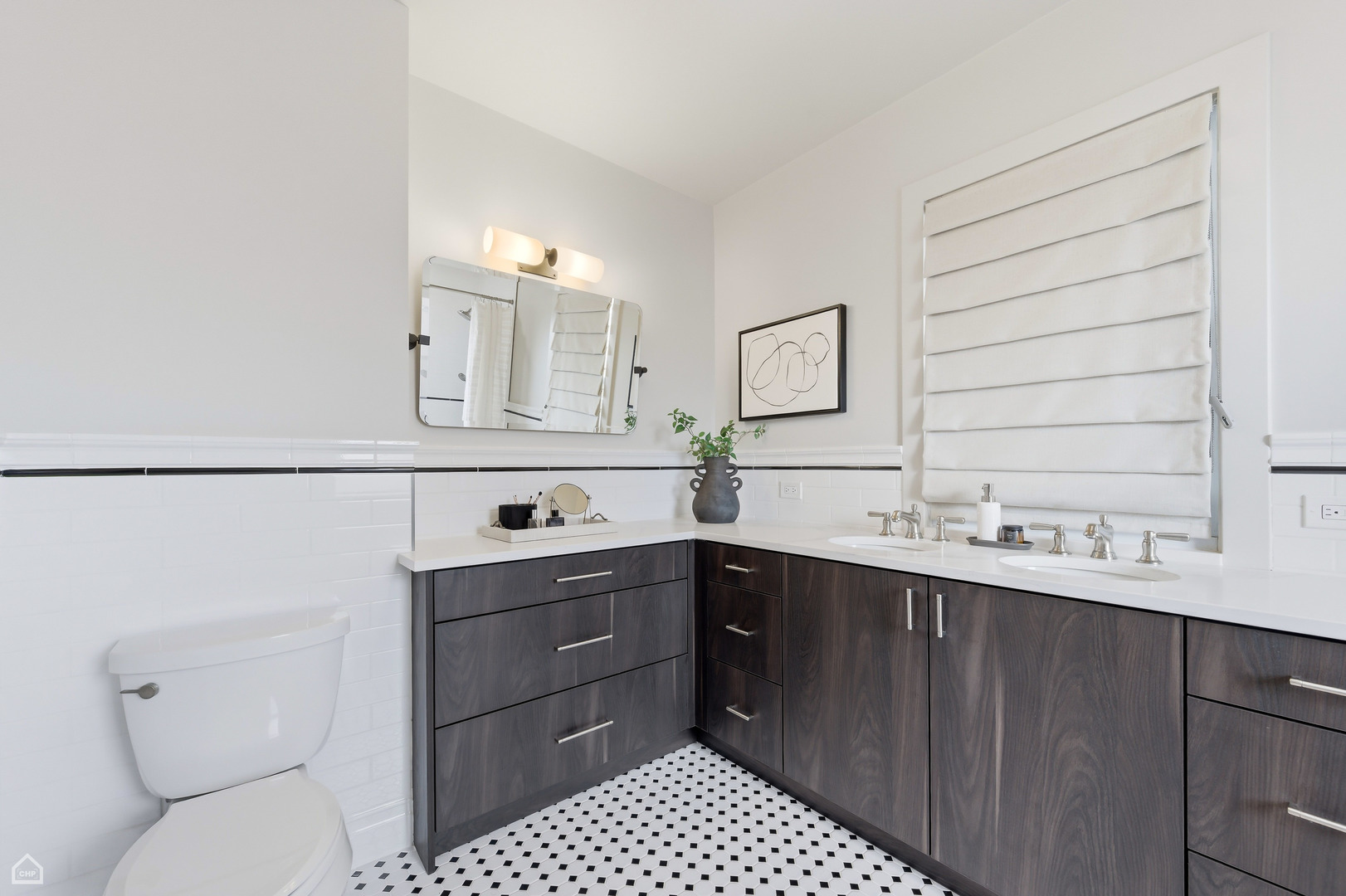 2537 N Bernard Street