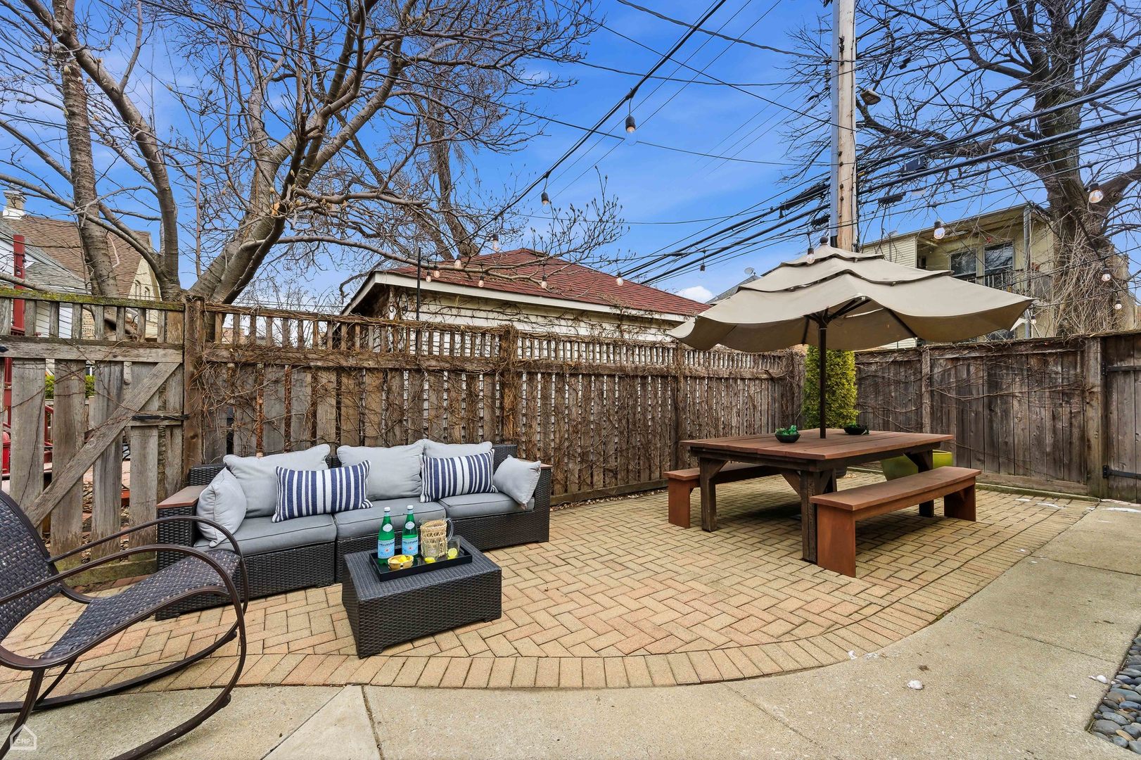 2537 N Bernard Street