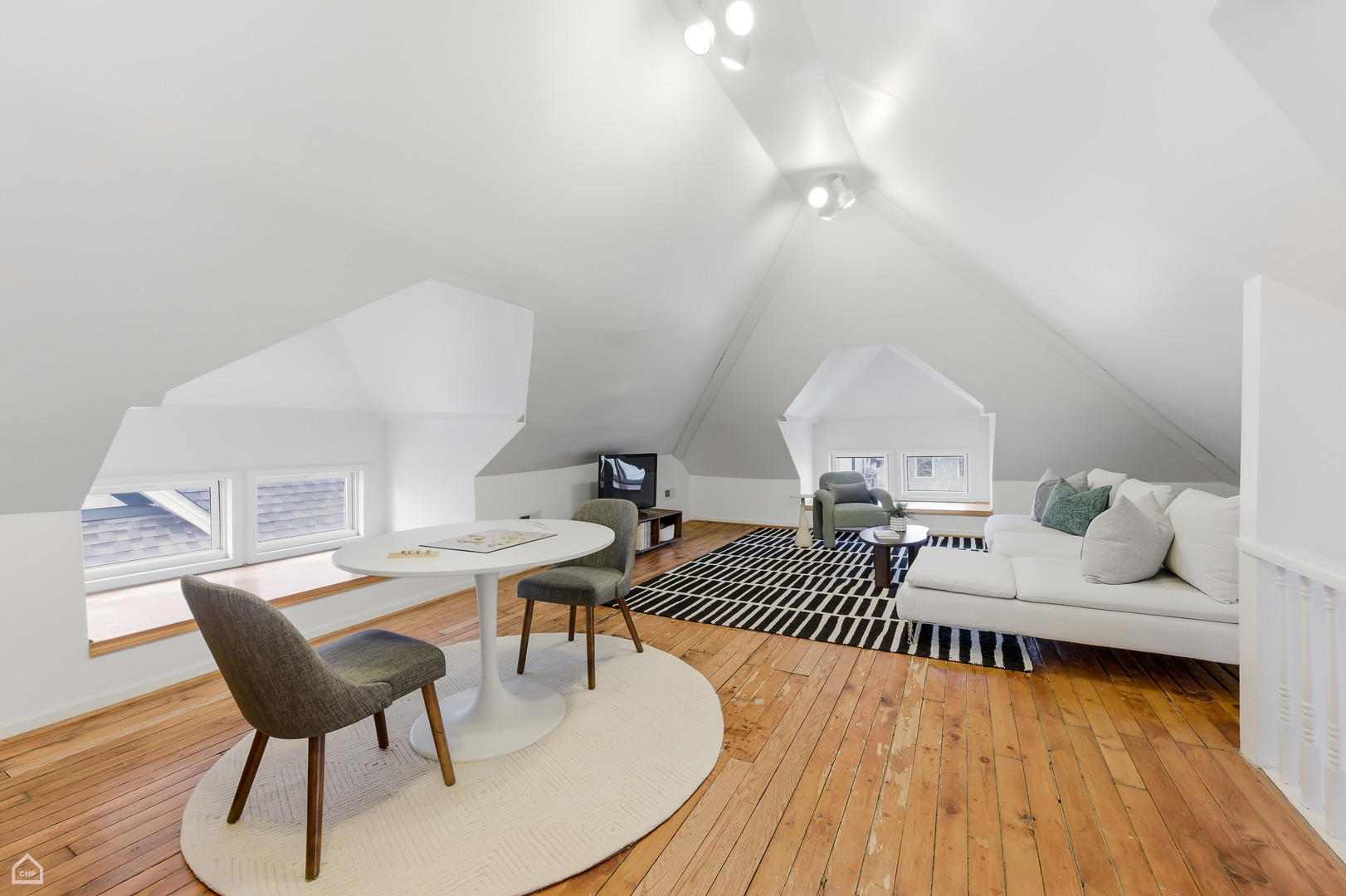 2537 N Bernard Street