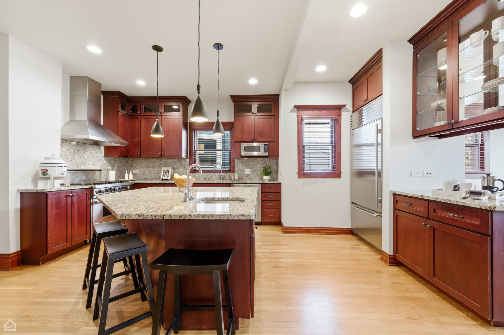 2537 N Bernard Street