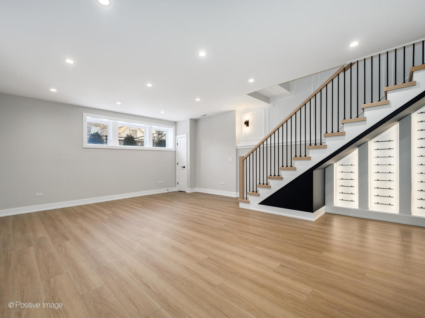 3055 N Christiana Avenue