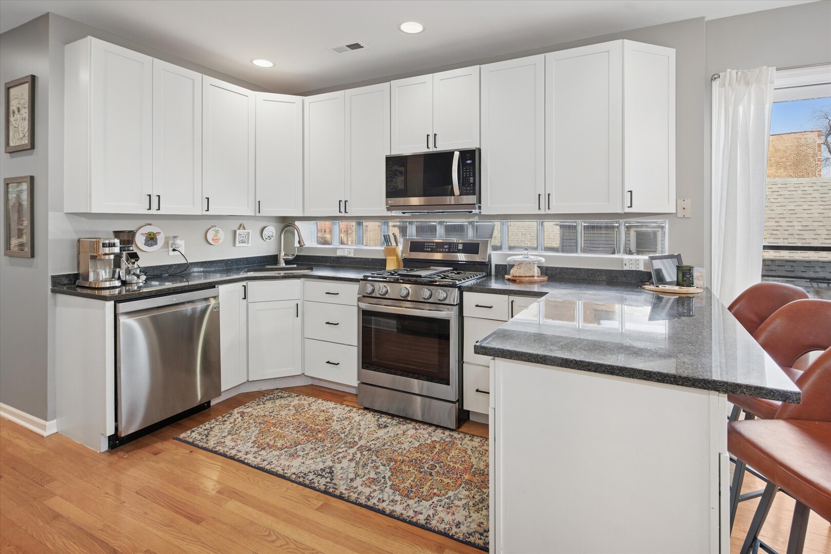 1020 N MOZART Street Unit: 2