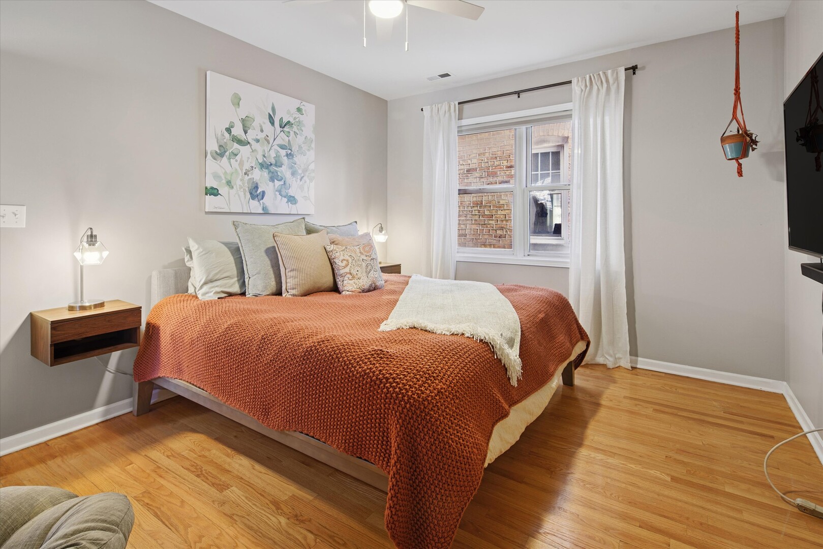 1020 N MOZART Street Unit: 2