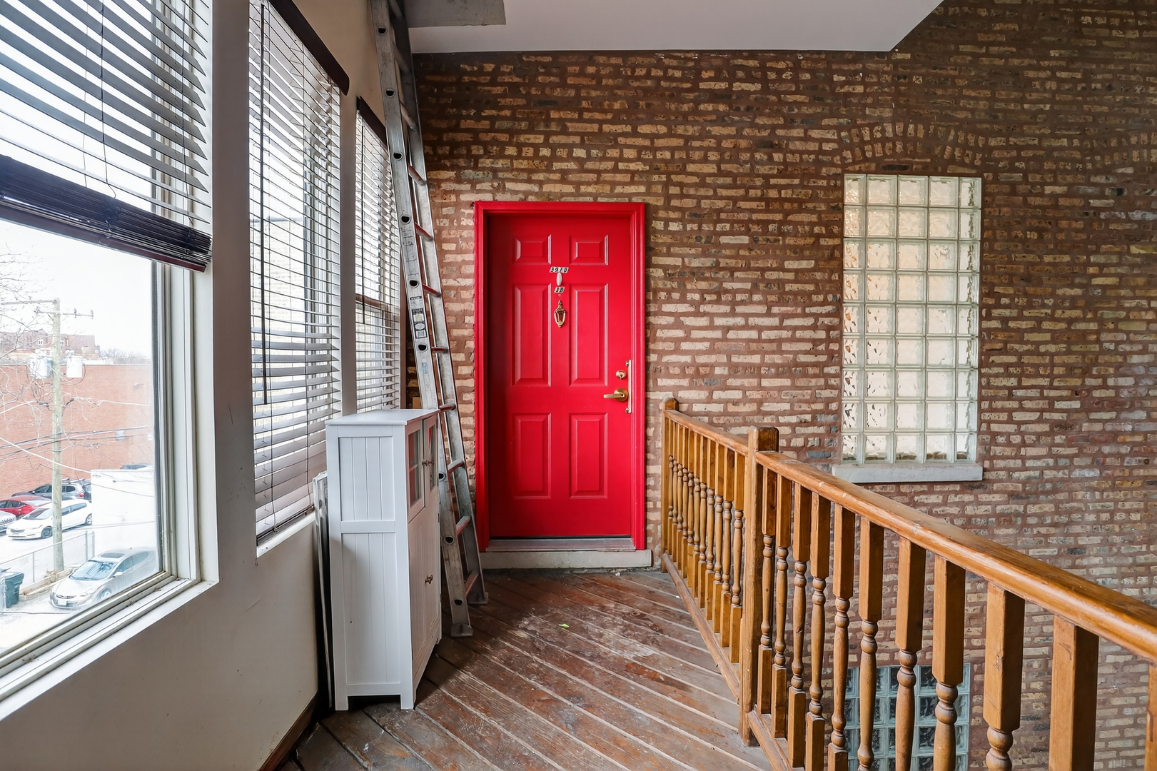 3918 N Broadway Street Unit: 3B