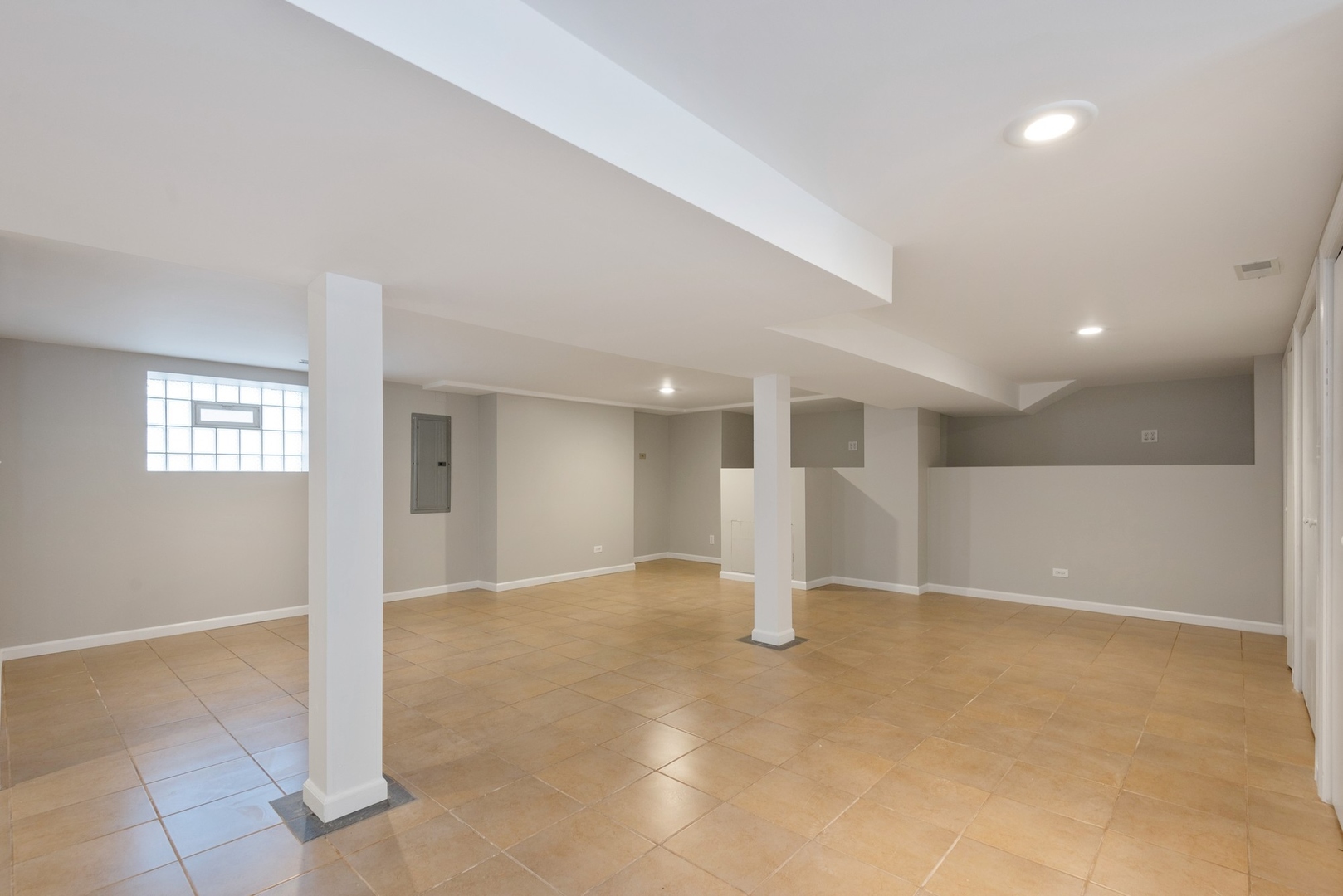 112 S Greenwood Avenue