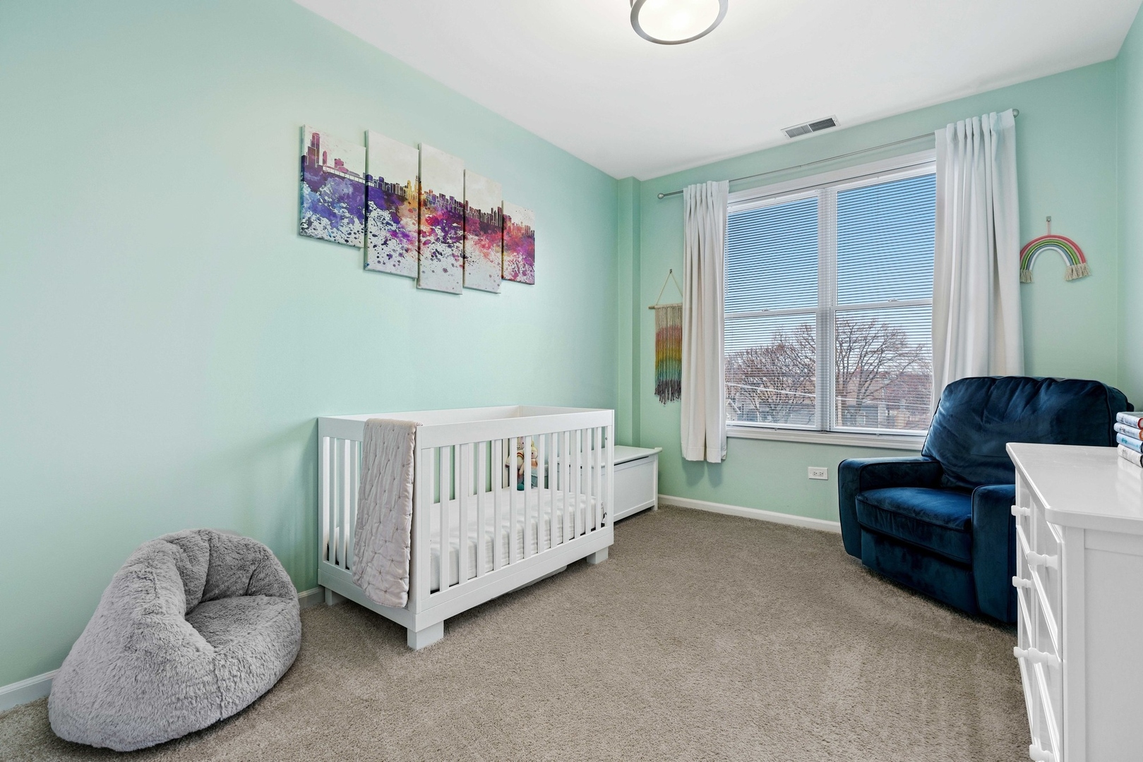 2040 W Belmont Avenue Unit: 405