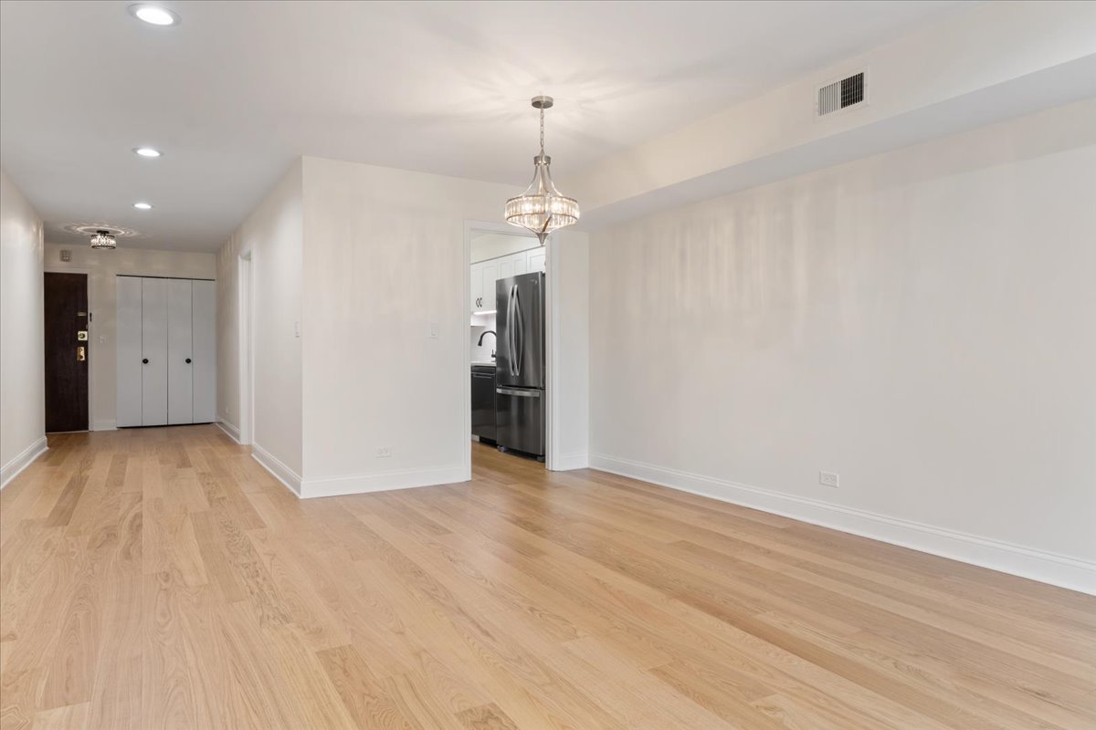 1500 OAK Avenue Unit: 4C