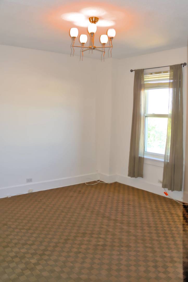 1052 W Balmoral Avenue Unit: 5F