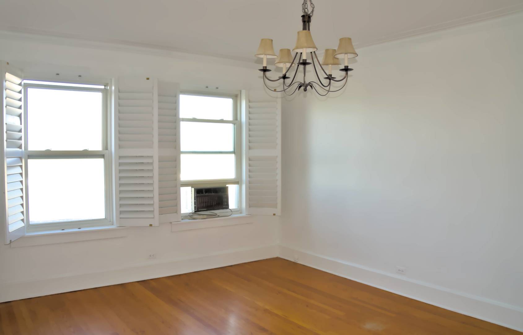 1052 W Balmoral Avenue Unit: 5F