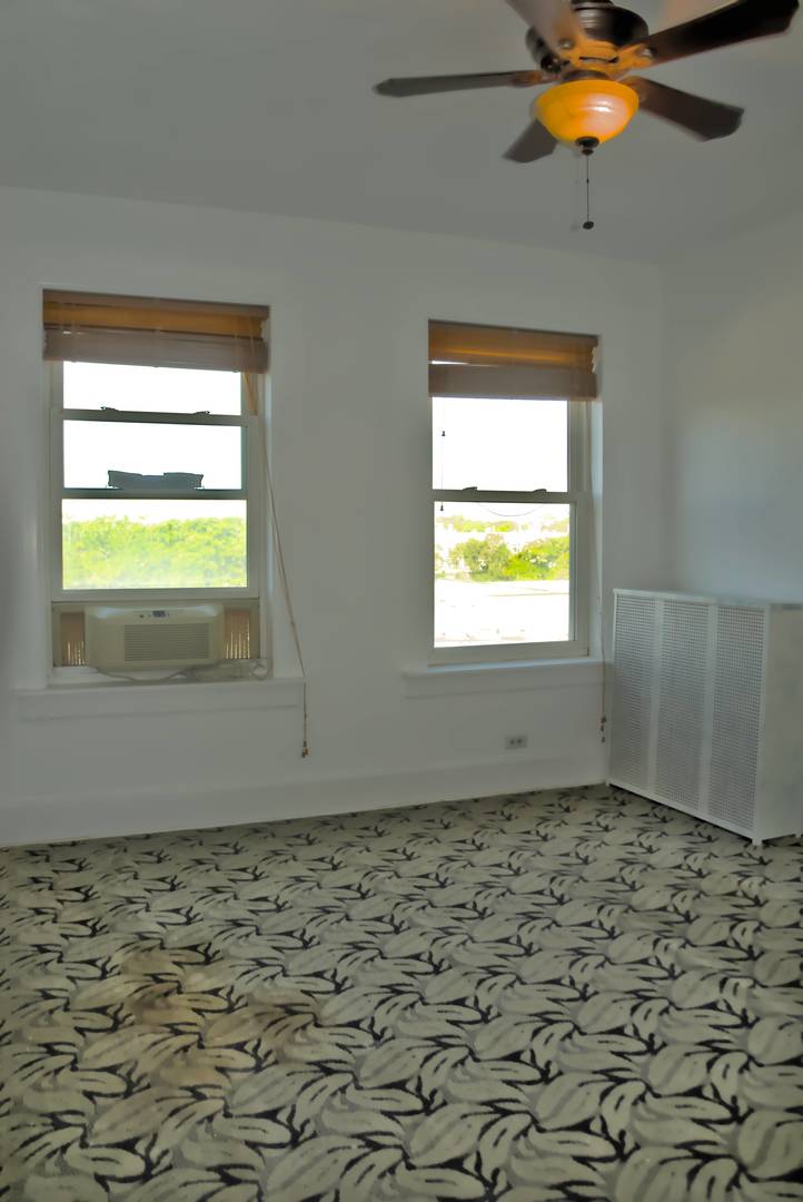 1052 W Balmoral Avenue Unit: 5F