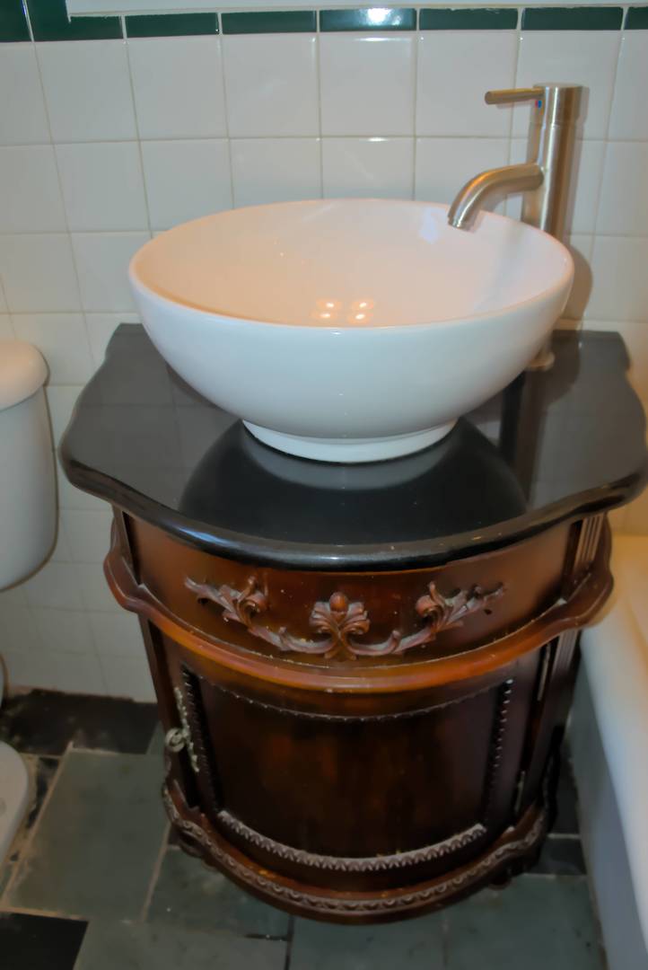 1052 W Balmoral Avenue Unit: 5F