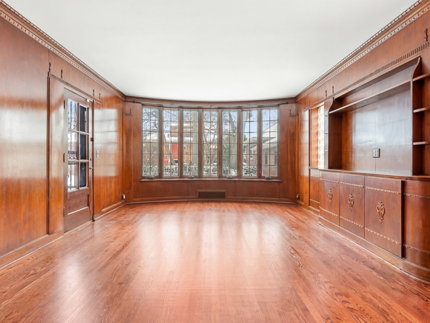 9950 S Hamilton Avenue