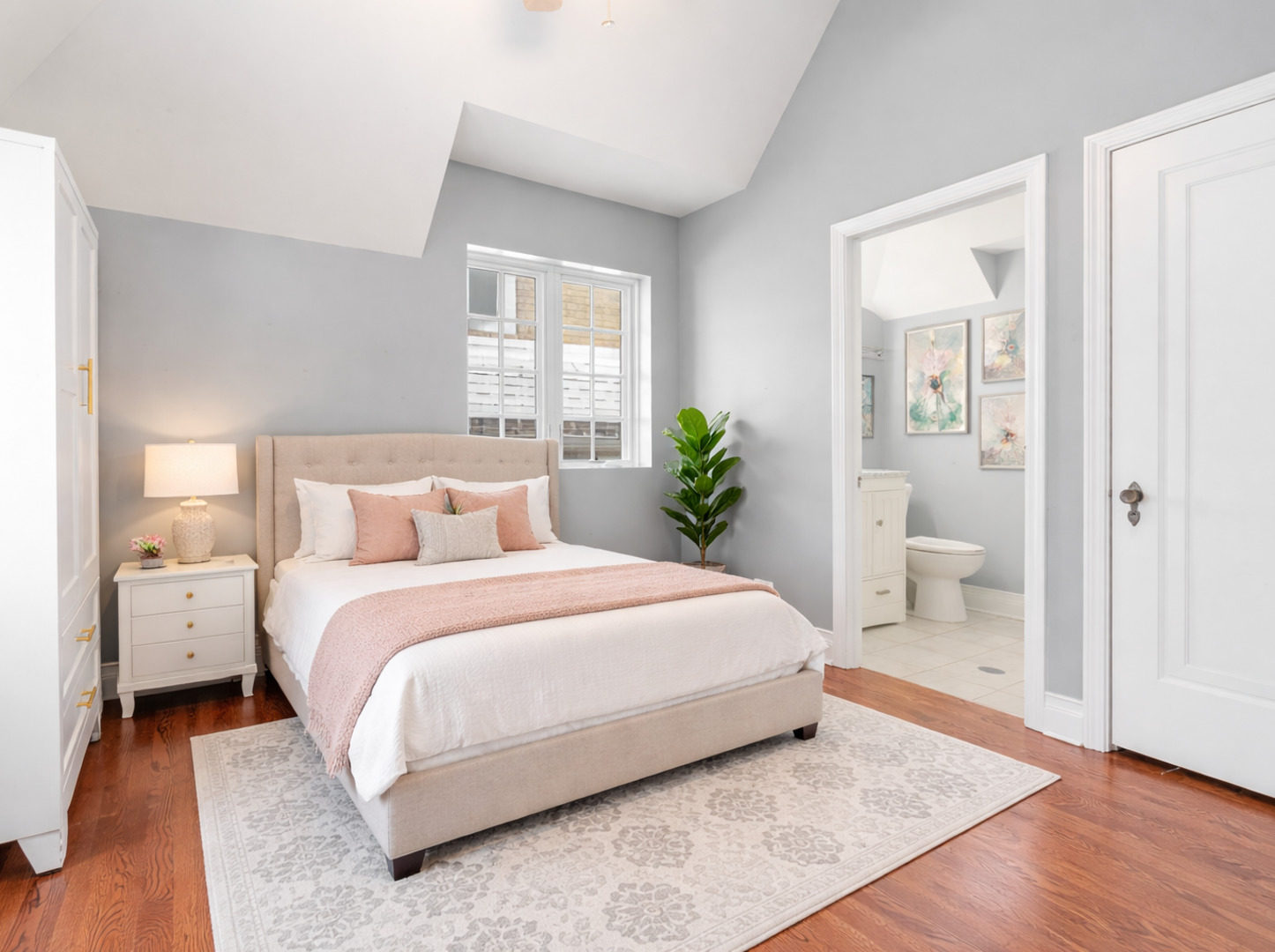 9950 S Hamilton Avenue