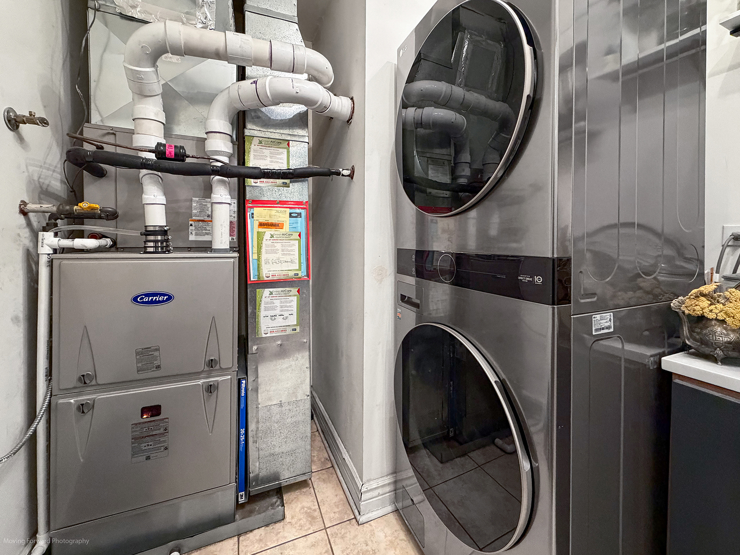 2409 W Catalpa Avenue Unit: 106