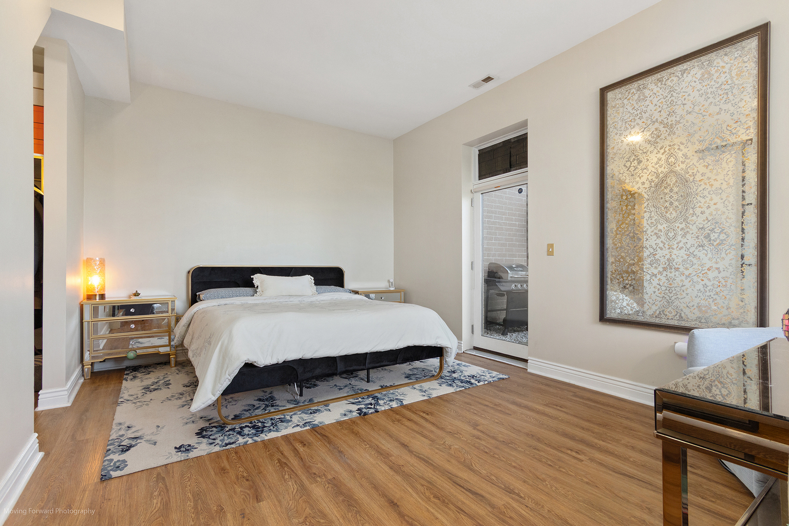 2409 W Catalpa Avenue Unit: 106