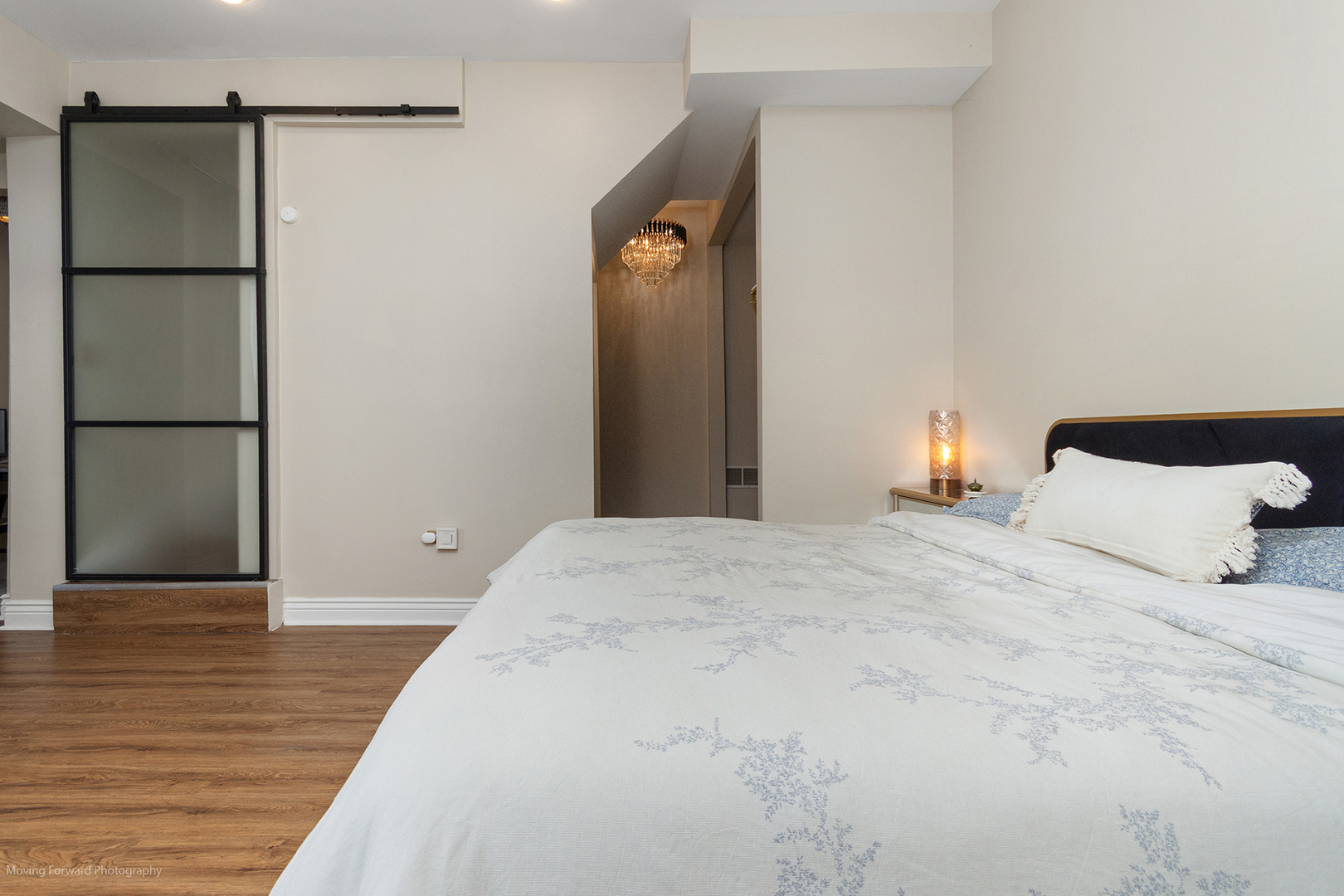 2409 W Catalpa Avenue Unit: 106