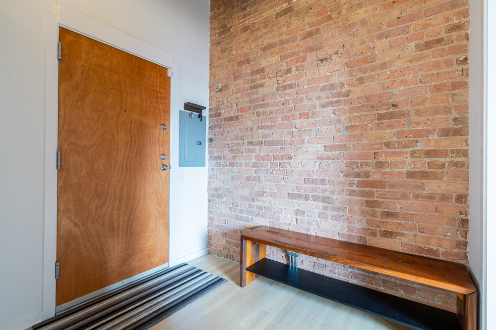 333 S Des Plaines Street Unit: 306