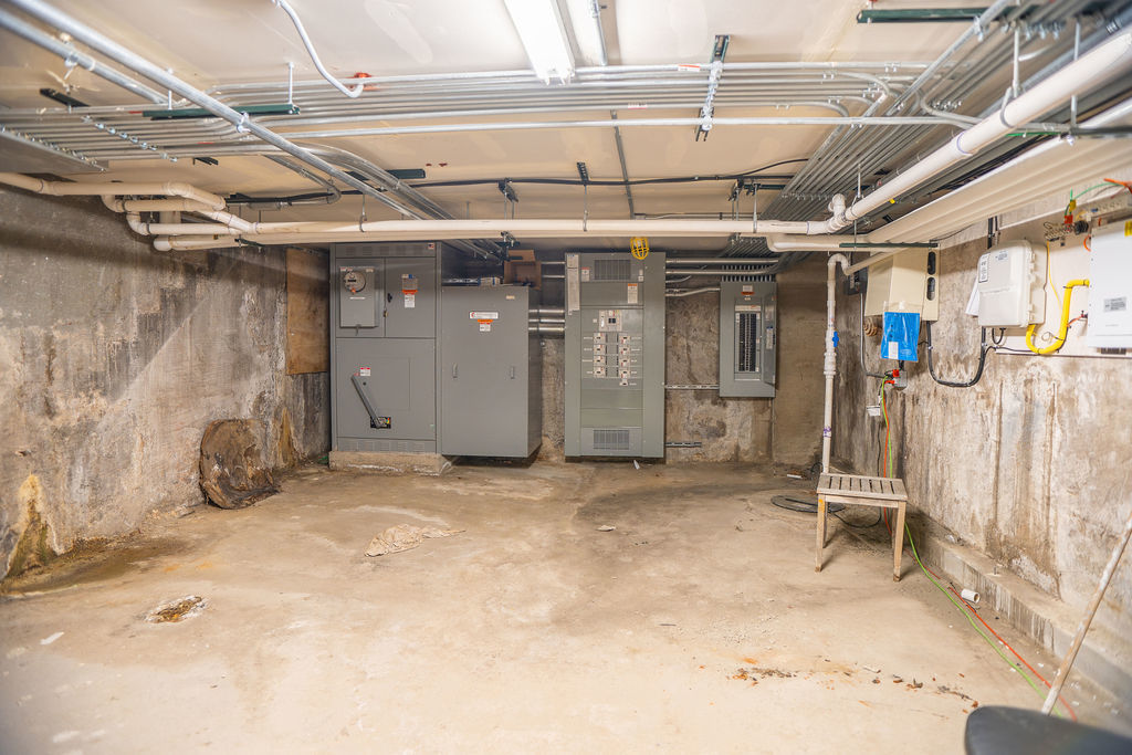 1732 W Hubbard Street