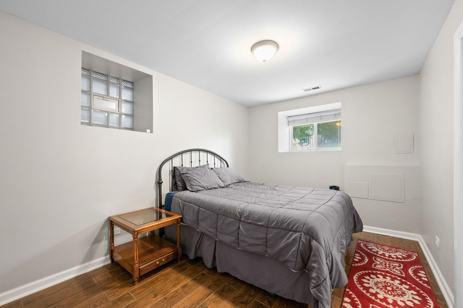 2054 W Race Avenue Unit: 1