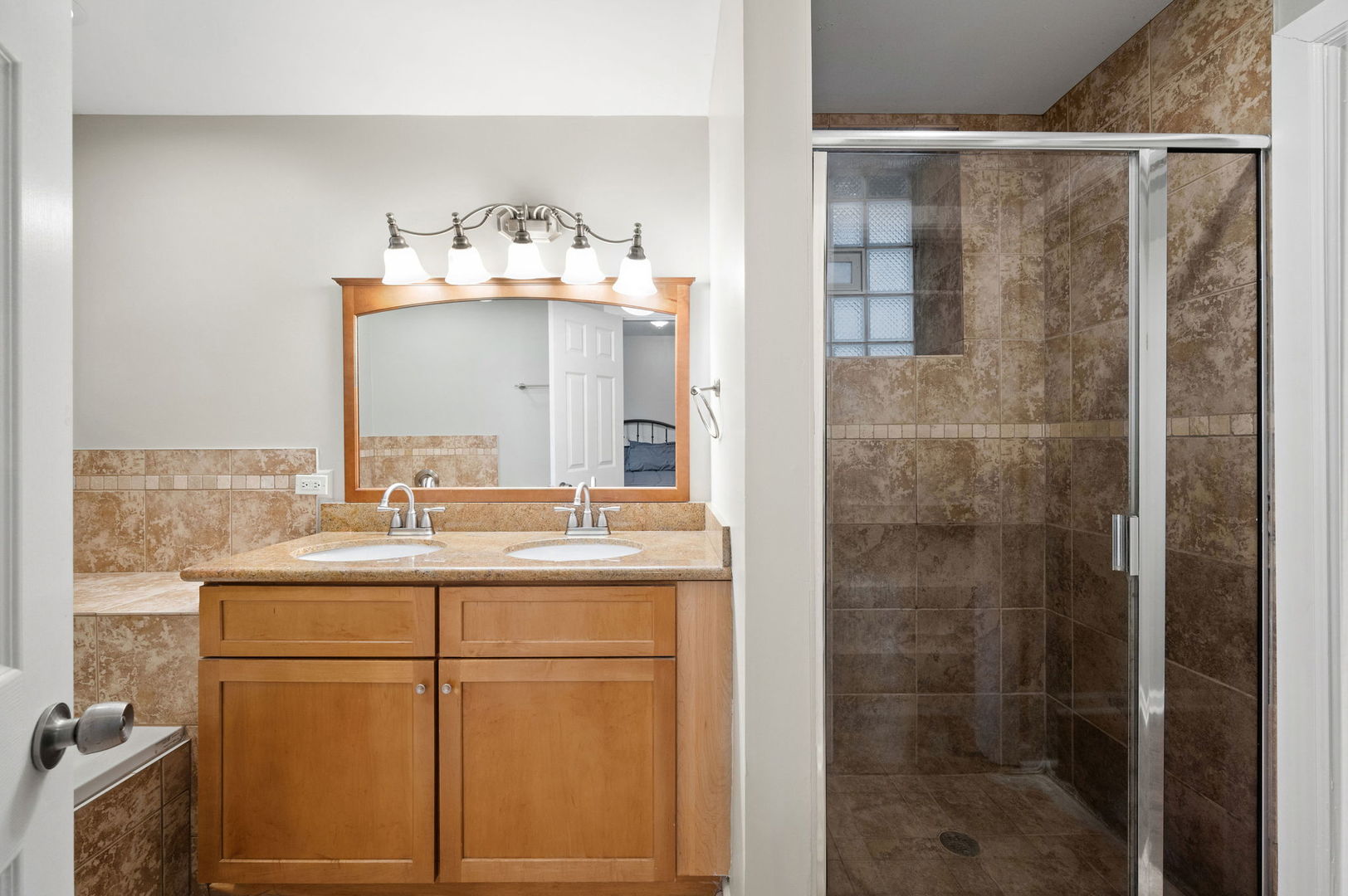 2054 W Race Avenue Unit: 1