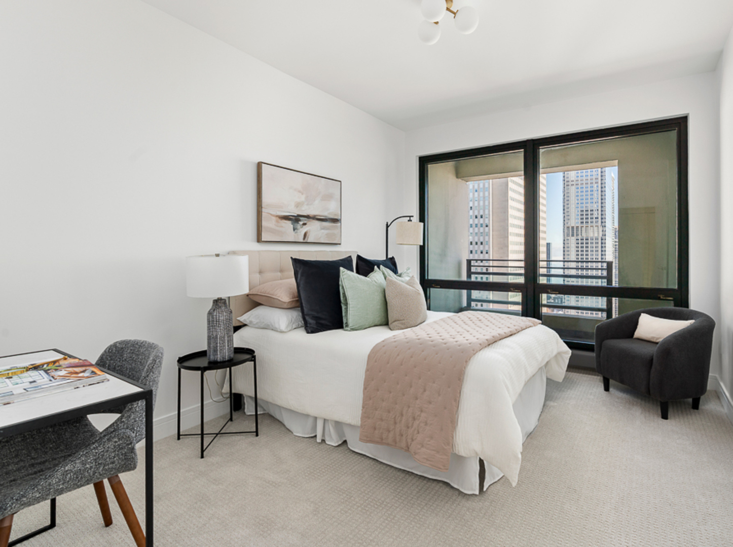 130 N Garland Court Unit: 3403