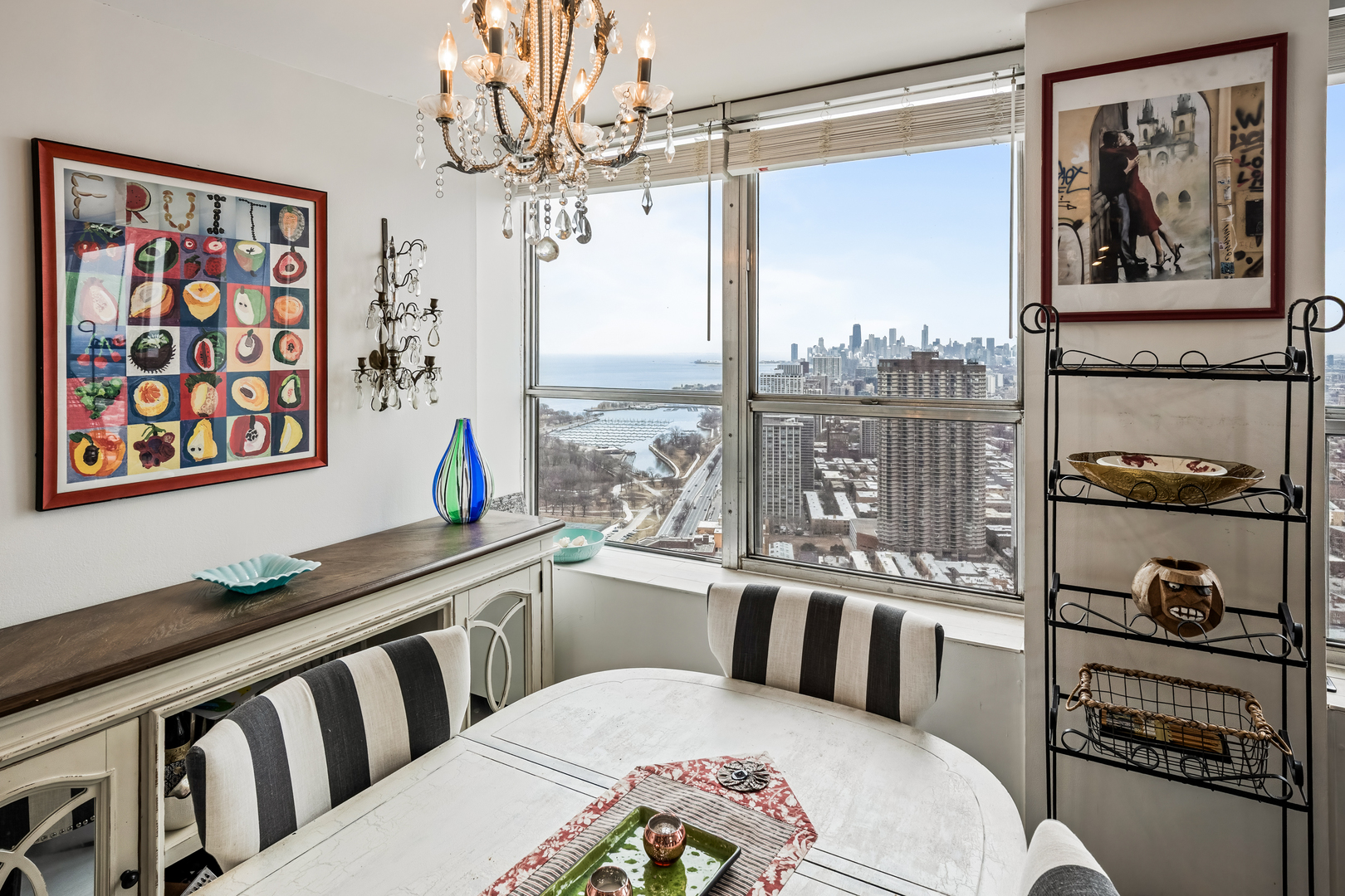 655 W IRVING PARK Road Unit: 5315