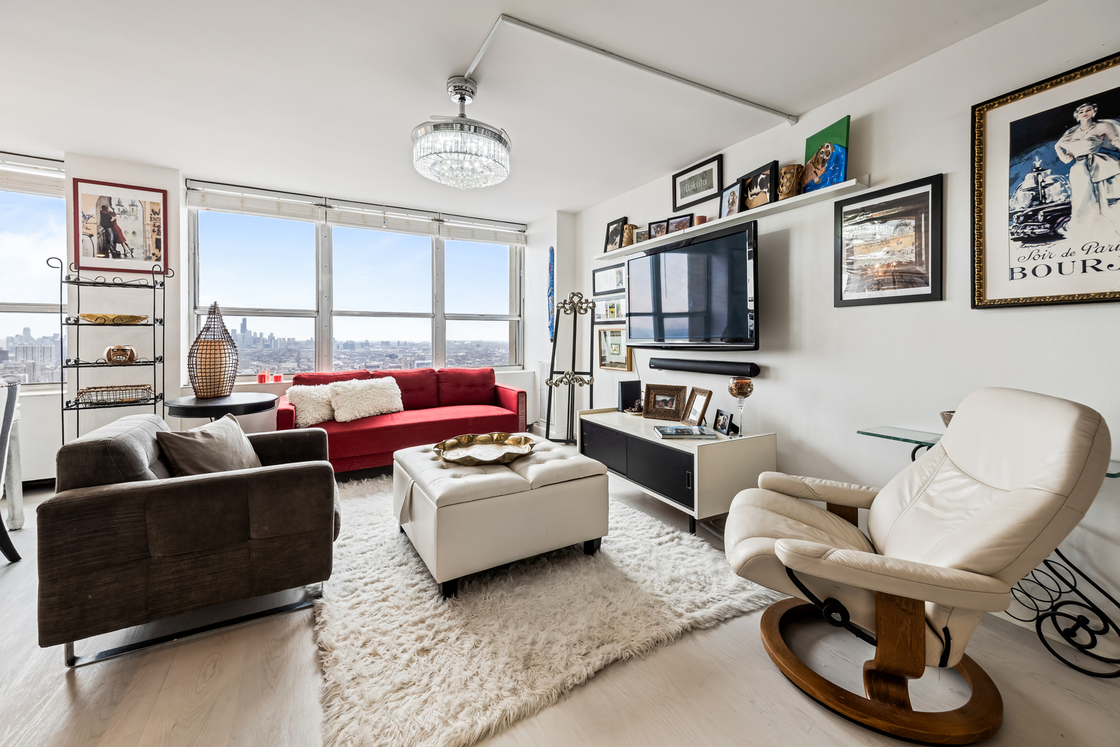 655 W IRVING PARK Road Unit: 5315